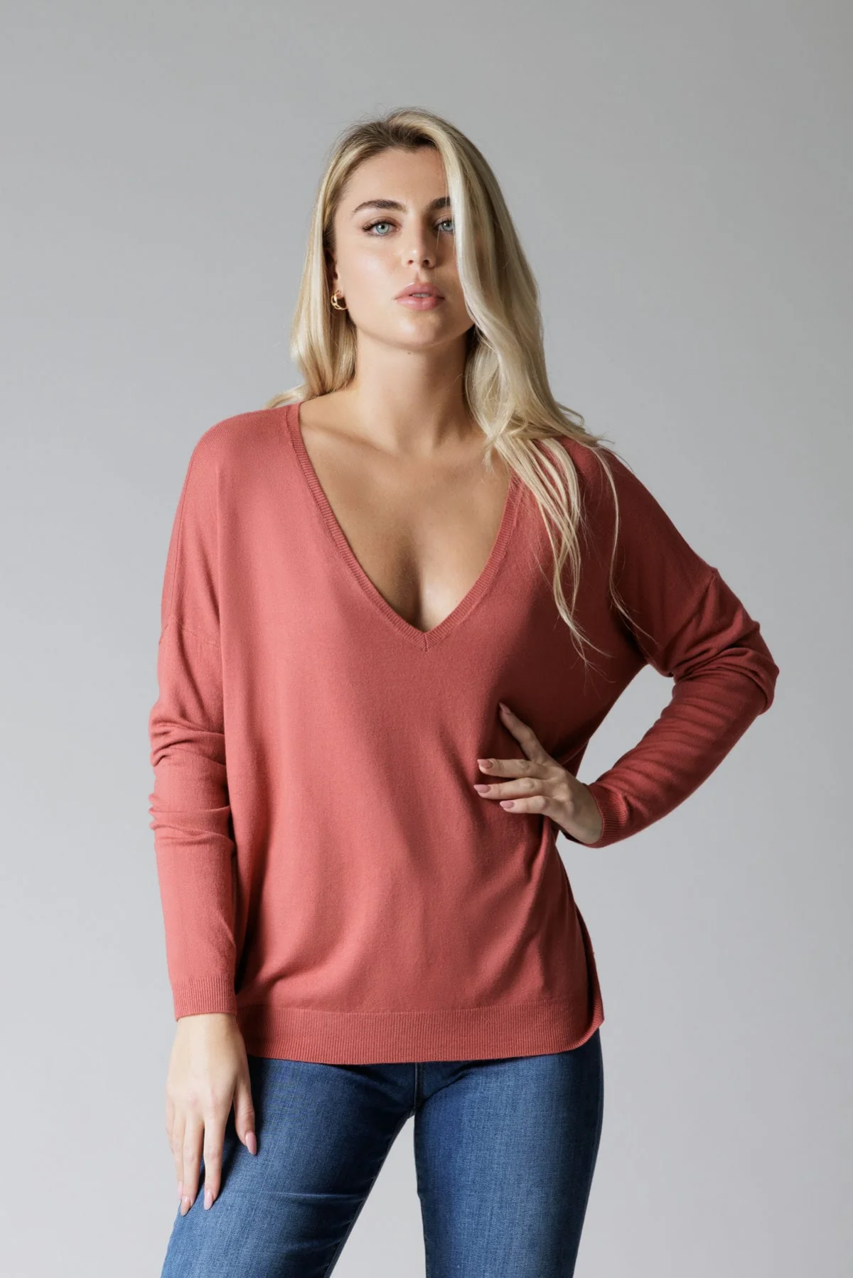 Maglia con sales scollo av