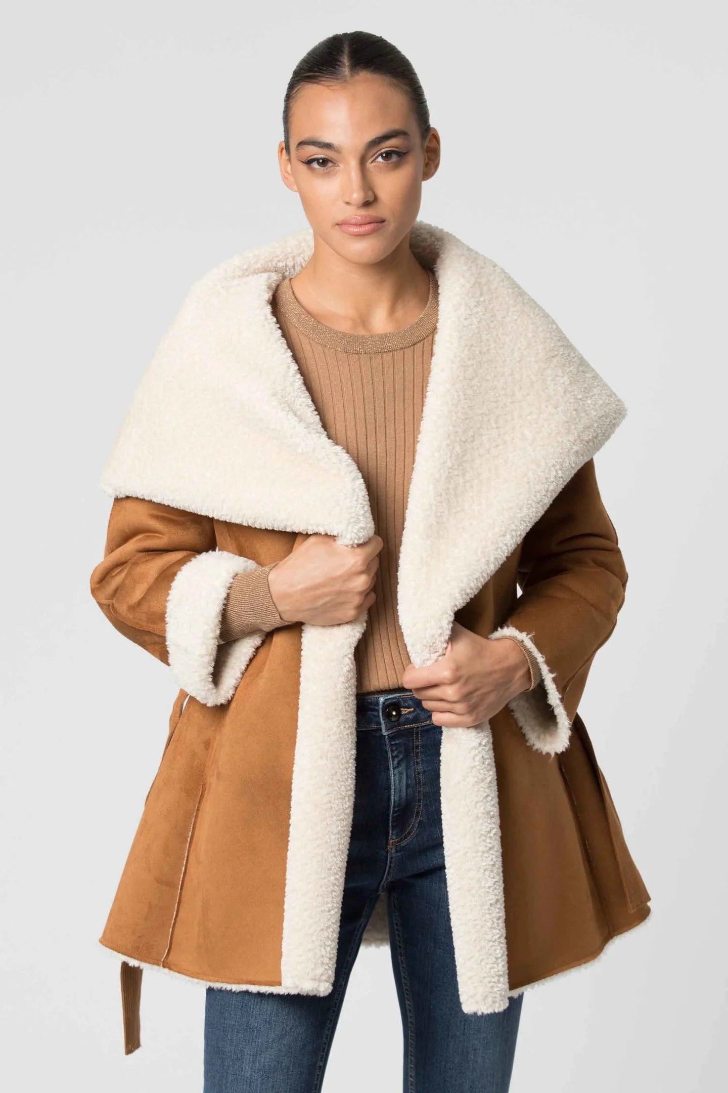 Cappotto kocca 2025 con pelliccia