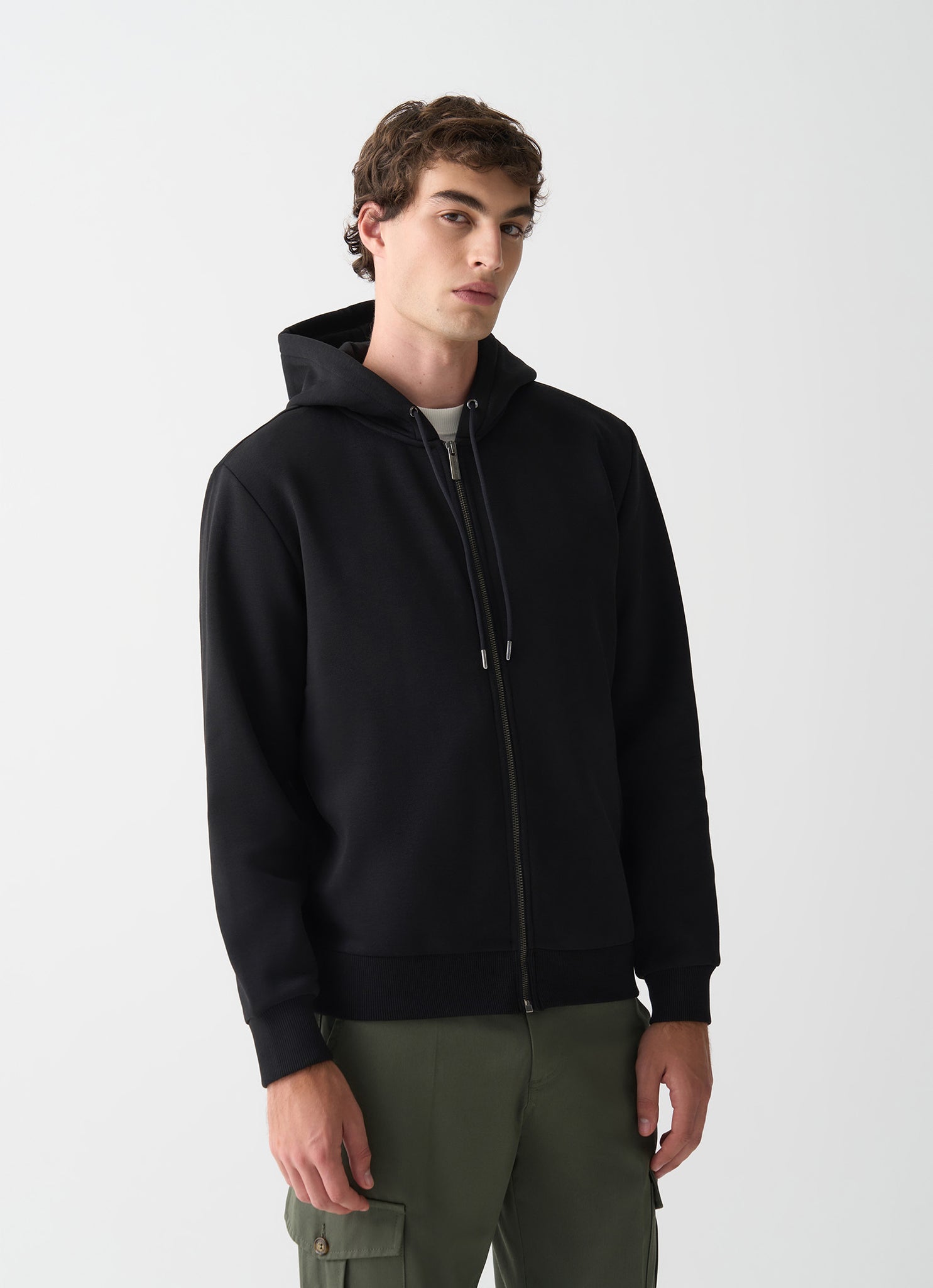 Felpa con Cappuccio e Zip / Nero