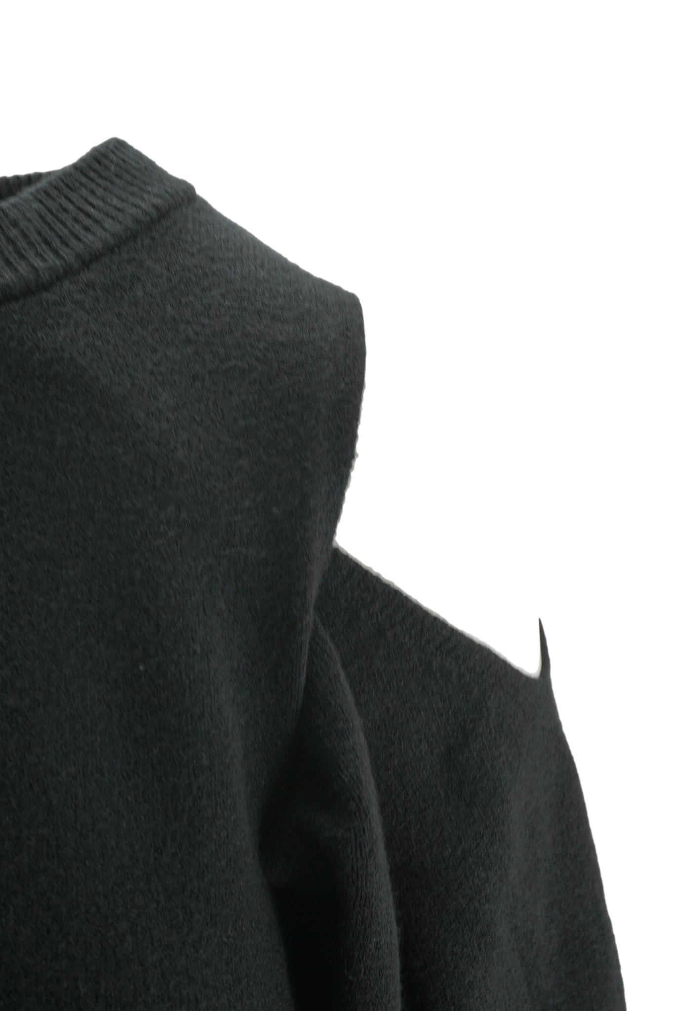 Maglia Girocollo con Spalle Scoperte / Nero - Ideal Moda