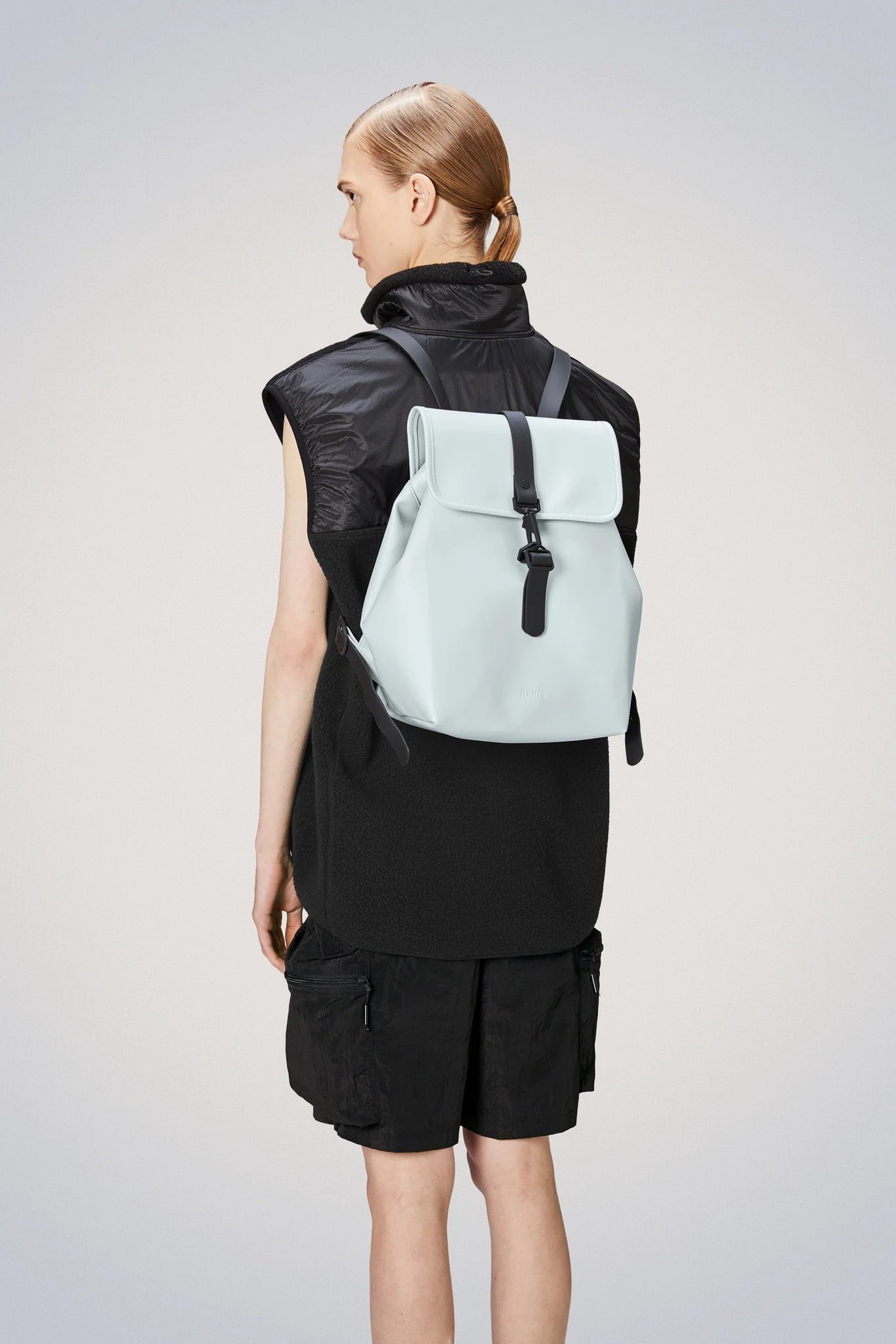 Bucket Backpack Impermeabile / Celeste - Ideal Moda