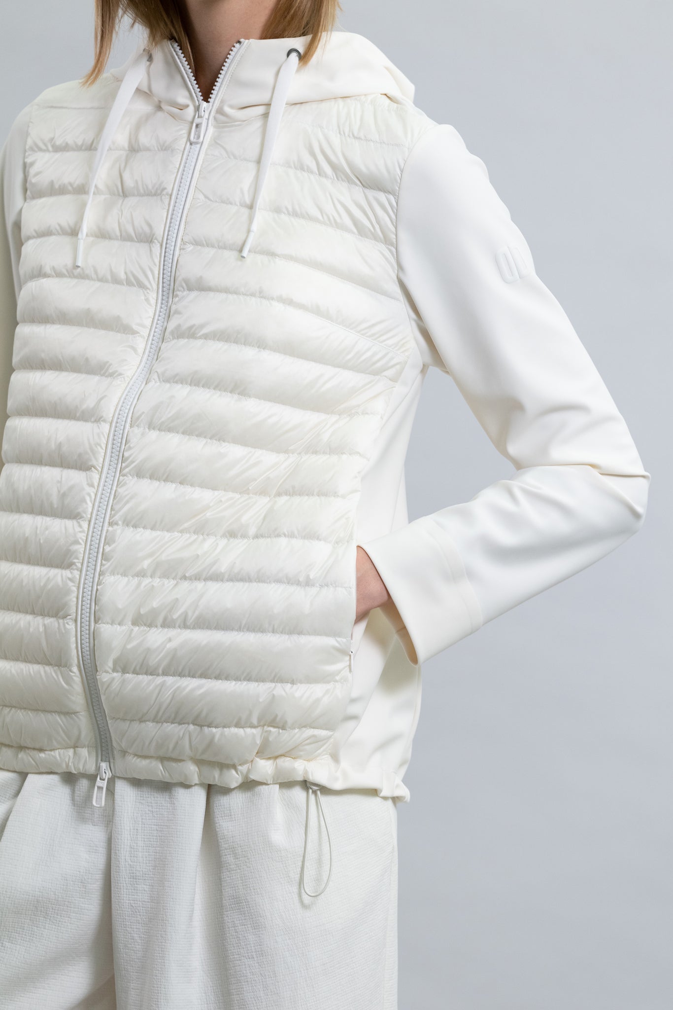 Giacca con Trapuntatura in tessuto Tecnico / Bianco - Ideal Moda