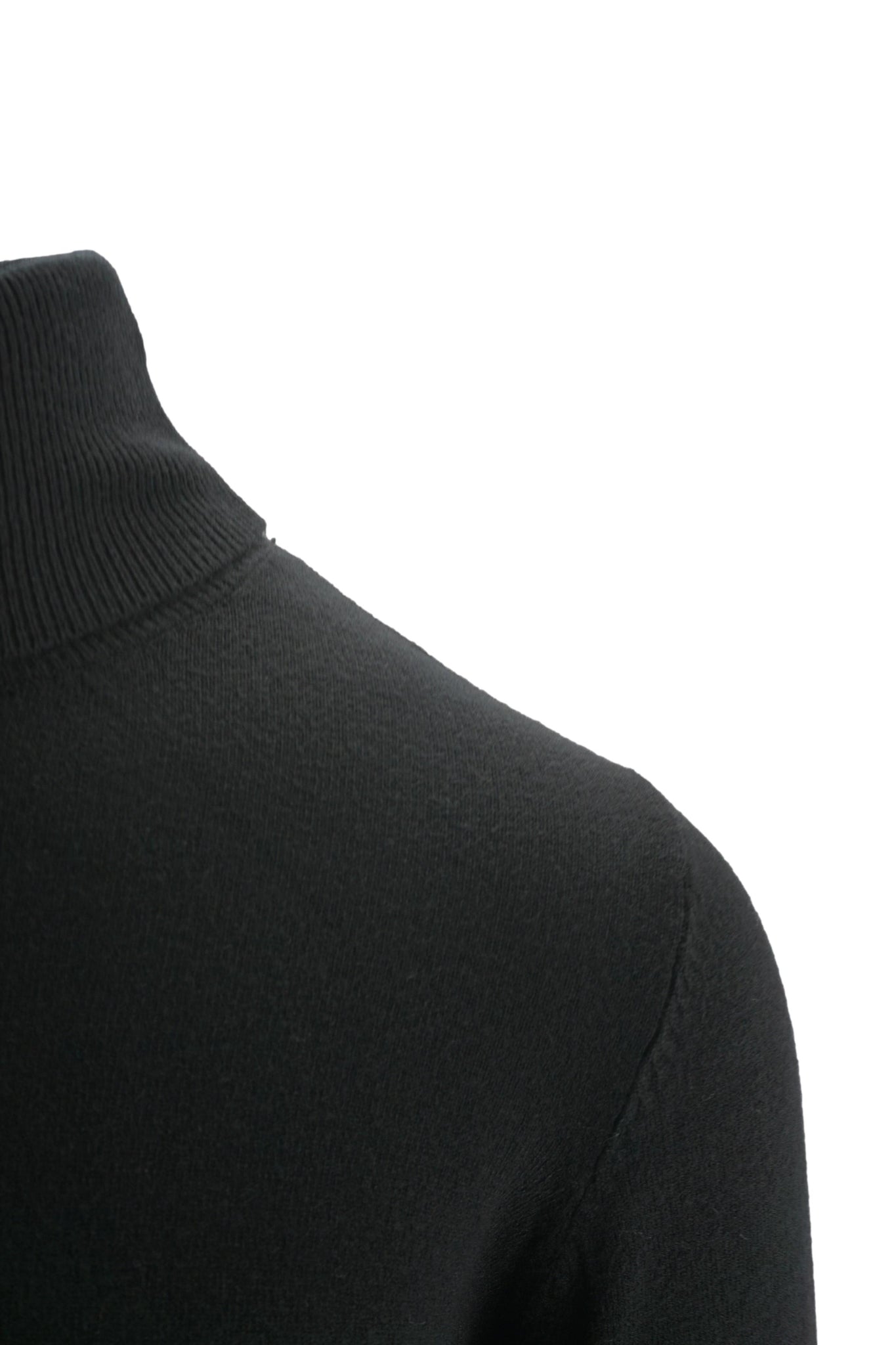 Maglia Slim Fit con Collo Alto / Nero - Ideal Moda