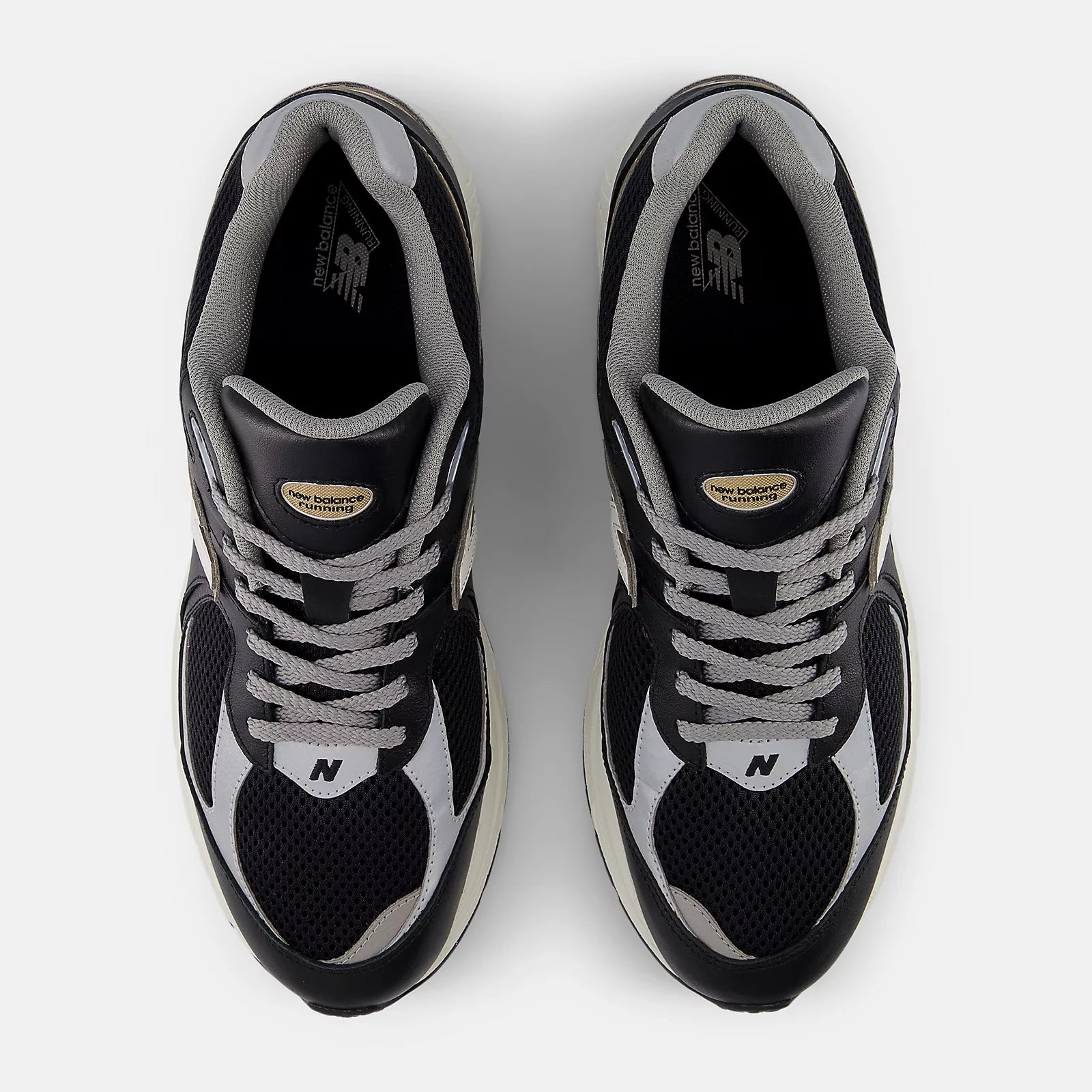 Sneaker 2002R in Suede e Tessuto / Nero - Ideal Moda