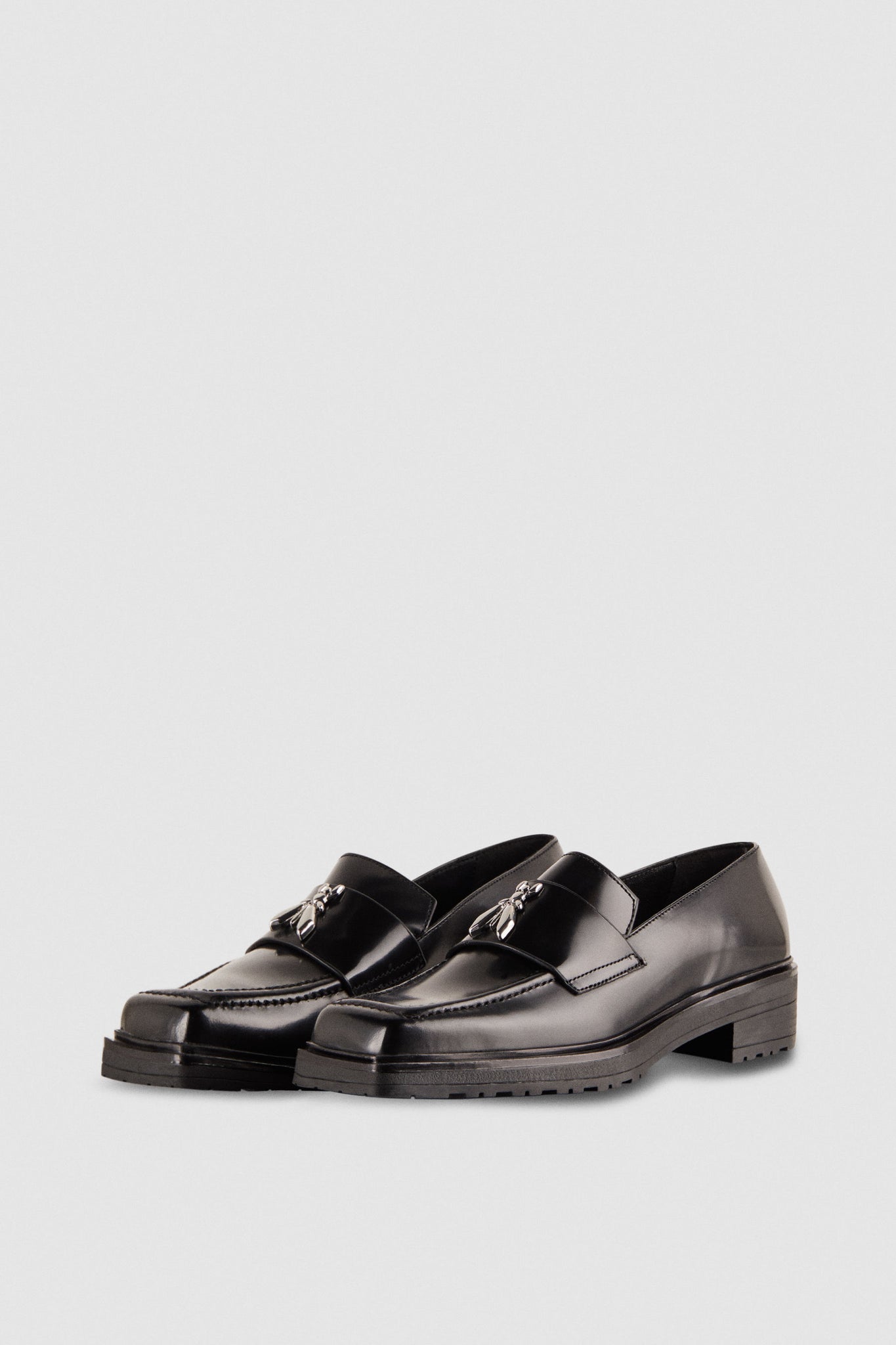 Mocassini con Punta Quadrata in Pelle / Nero - Ideal Moda
