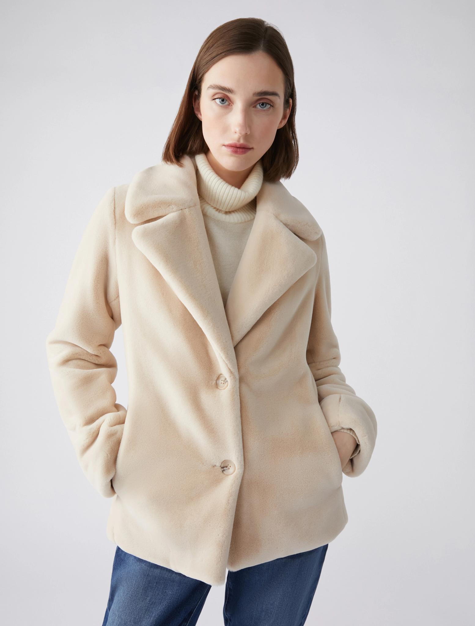 Giacca in Peluche / Beige - Ideal Moda