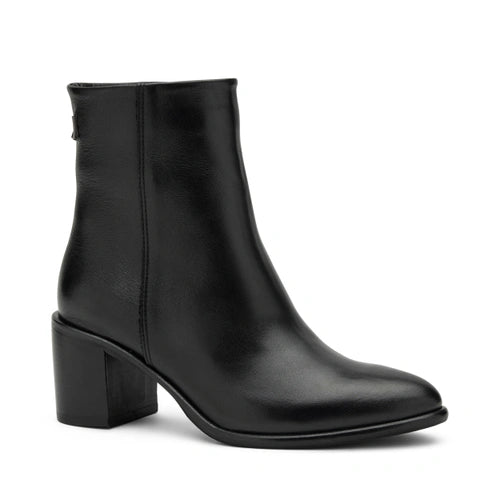 Stivaletto in Pelle a Punta / Nero - Ideal Moda