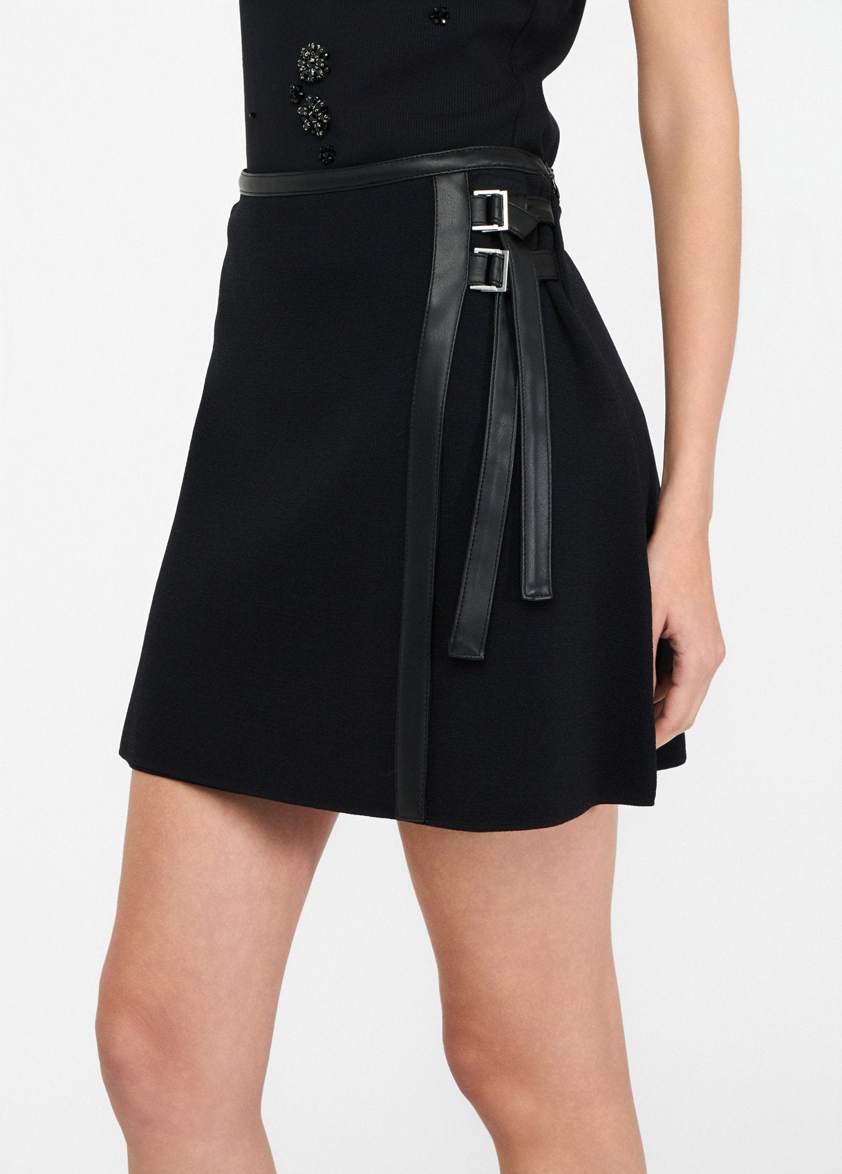Minigonna in Maglia con Fibbia / Nero