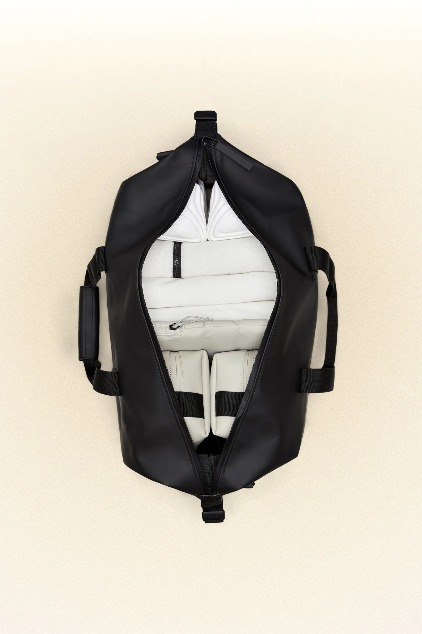 Borsa Hilo Weekend in Tessuto Tecnico / Nero - Ideal Moda