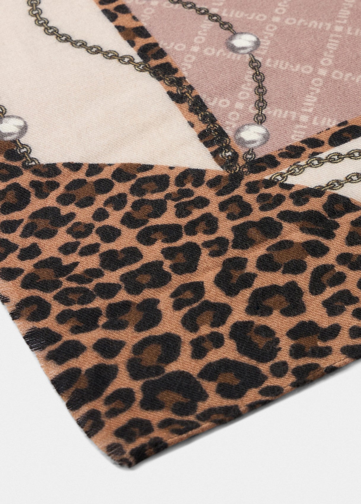 Stola con Logo / Beige - Ideal Moda