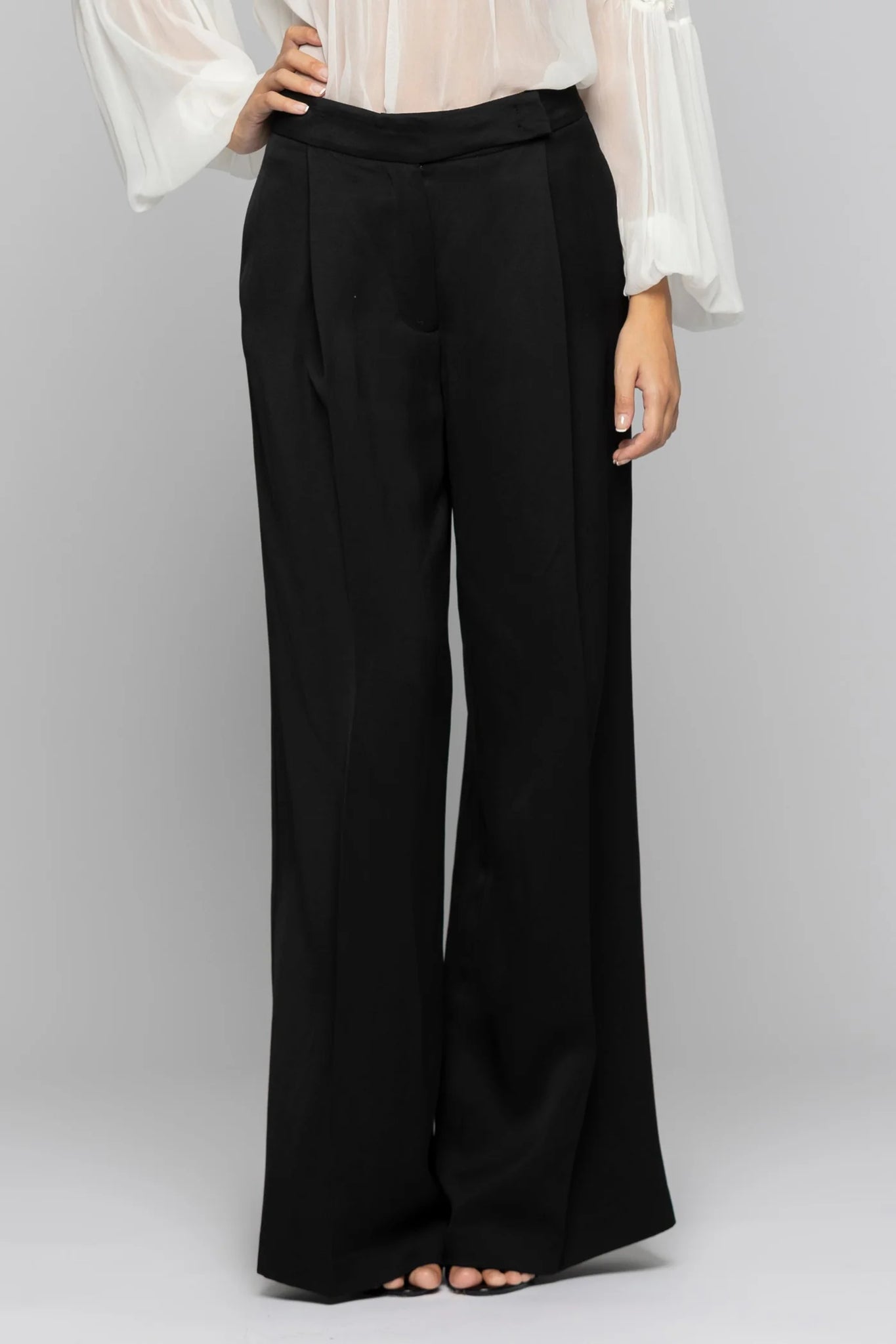Pantalone Elegante con Piega / Nero - Ideal Moda