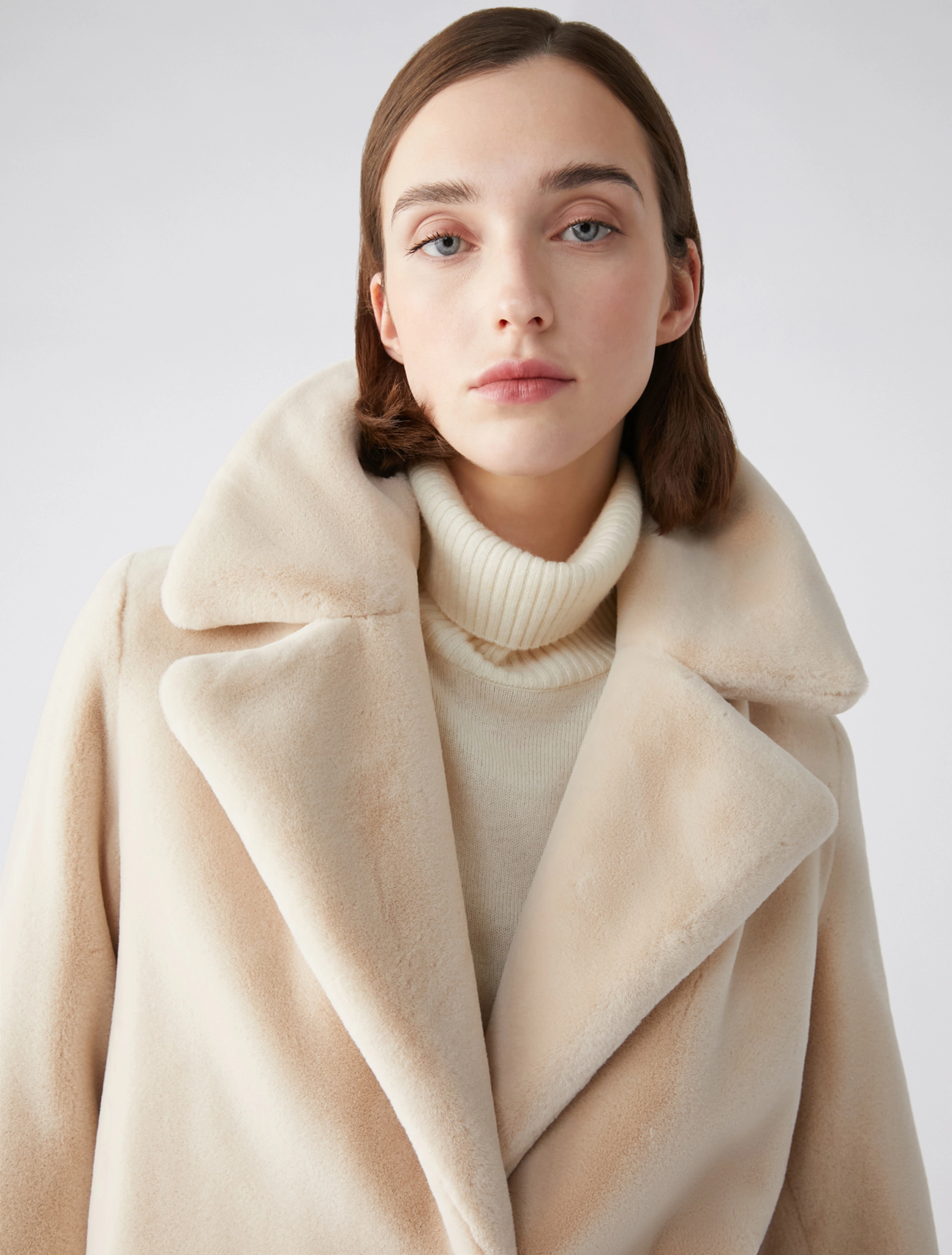 Giacca in Peluche / Beige - Ideal Moda