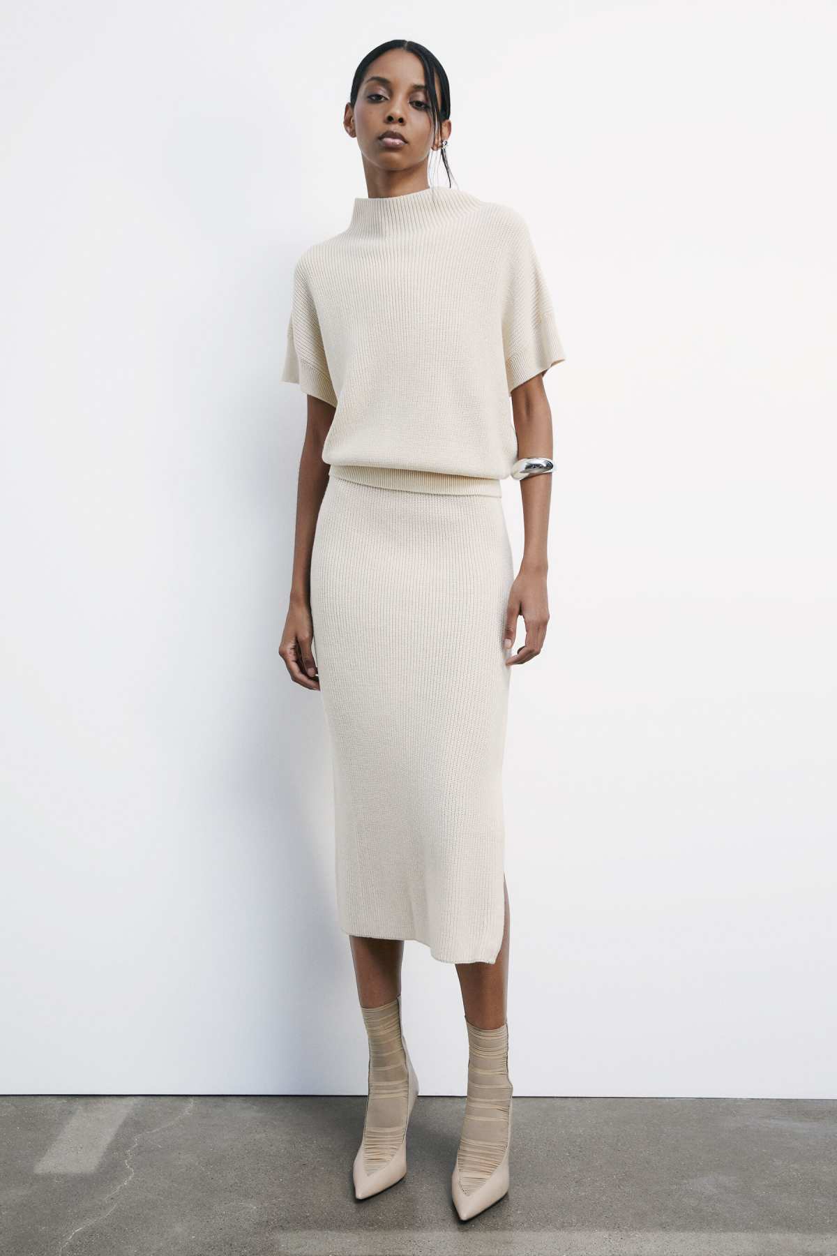 Top Smanicato in Maglia / Avorio - Ideal Moda