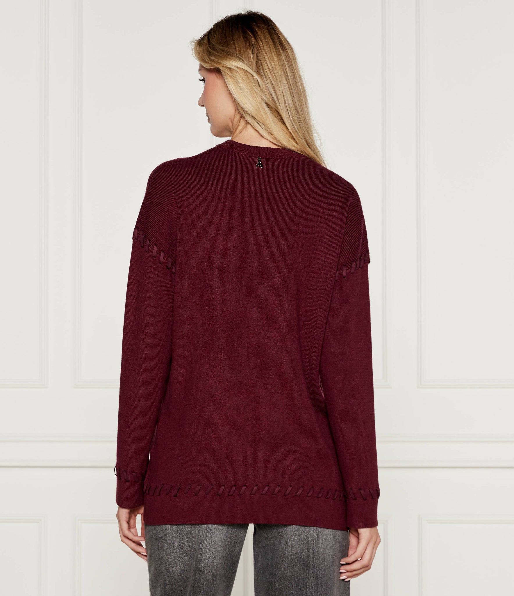 Maglia con Dettagli Rotture / Bordeaux - Ideal Moda