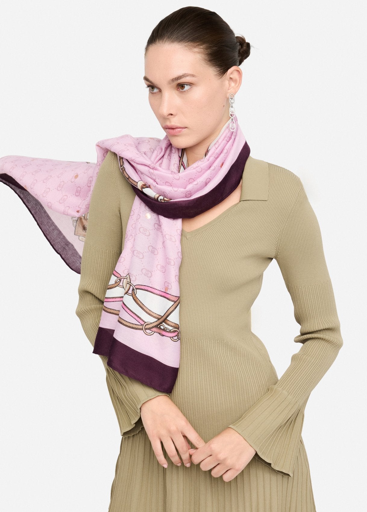 Stola con Logo / Rosa - Ideal Moda