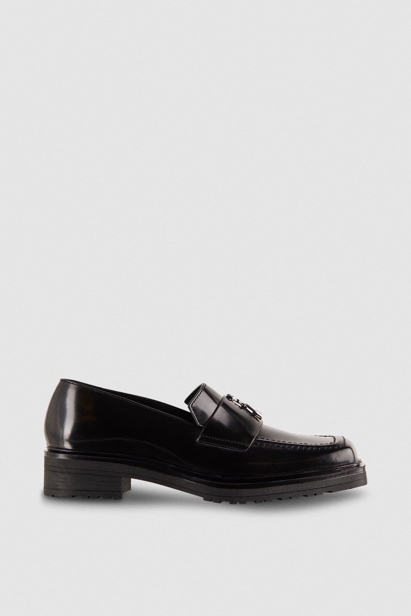 Mocassini con Punta Quadrata in Pelle / Nero - Ideal Moda