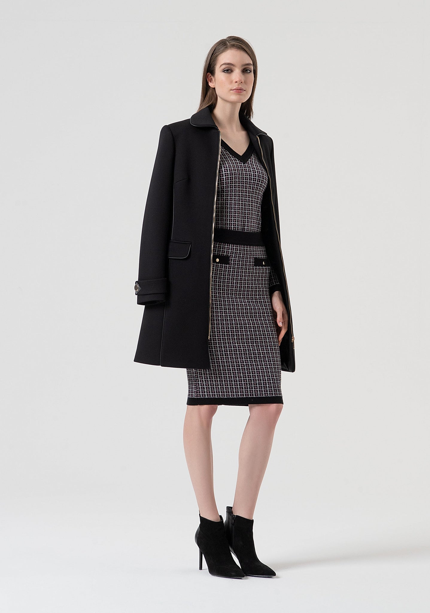 Cappotto Slim con Zip Centrale / Nero