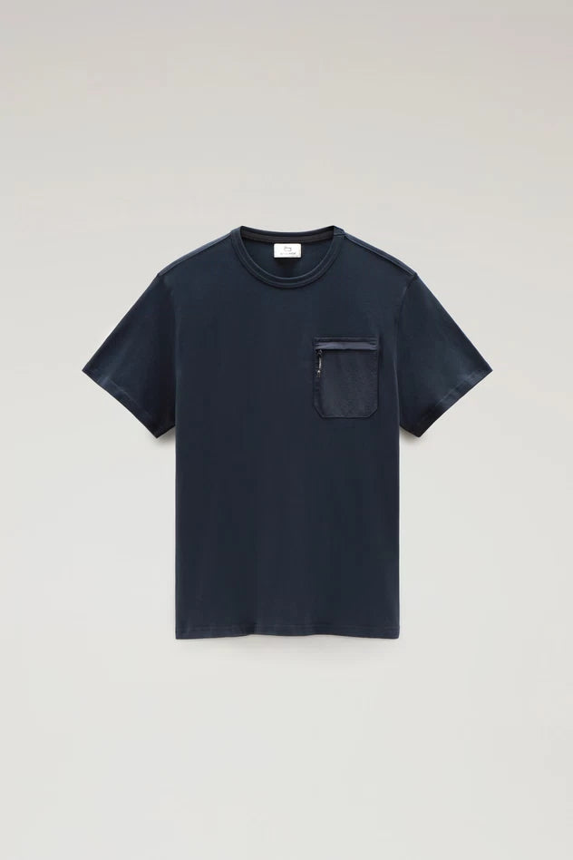 T-Shirt con Tasca in Nylon Applicata / Blu - Ideal Moda