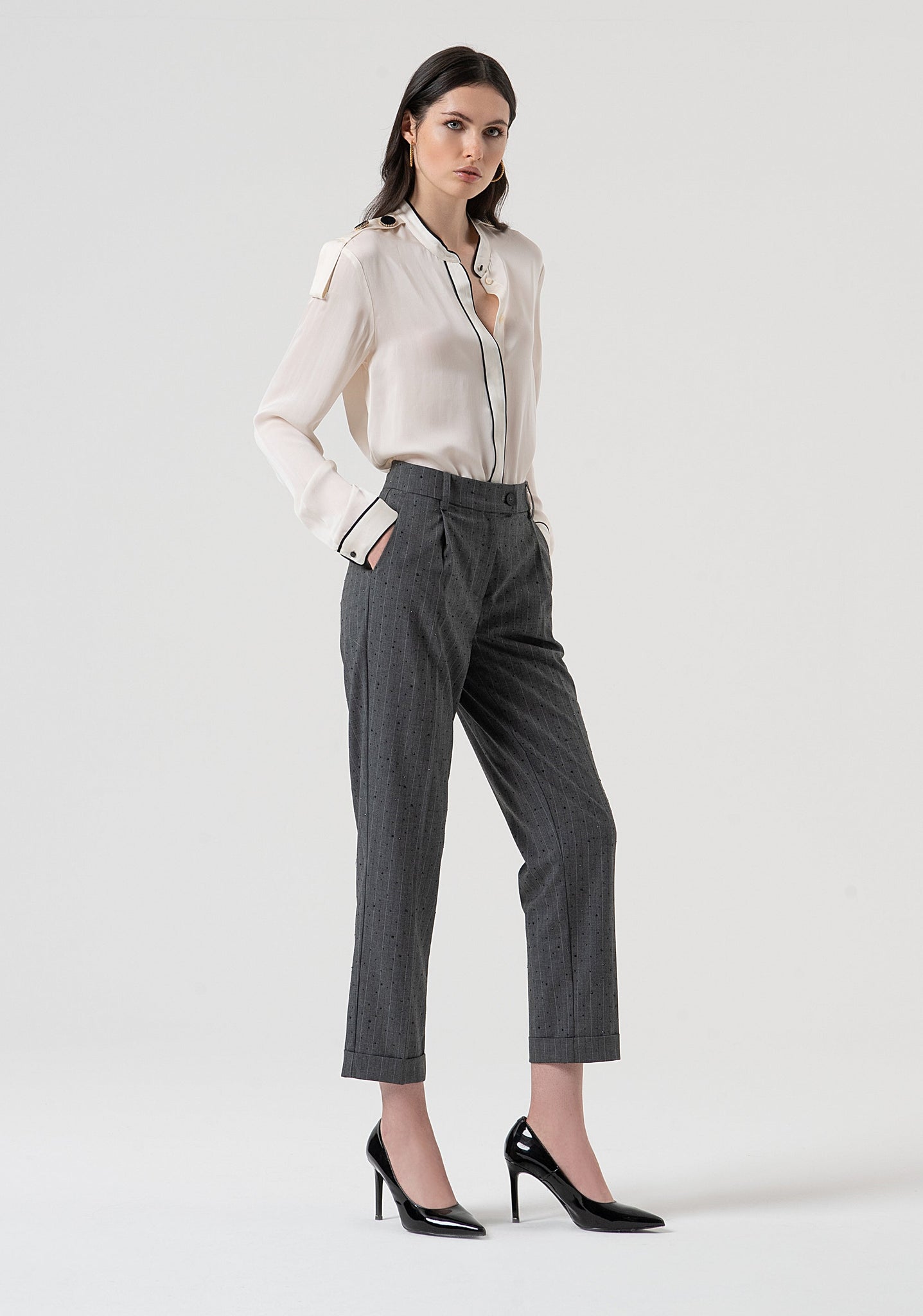 Pantalone Regular in Tessuto Gessato / Grigio