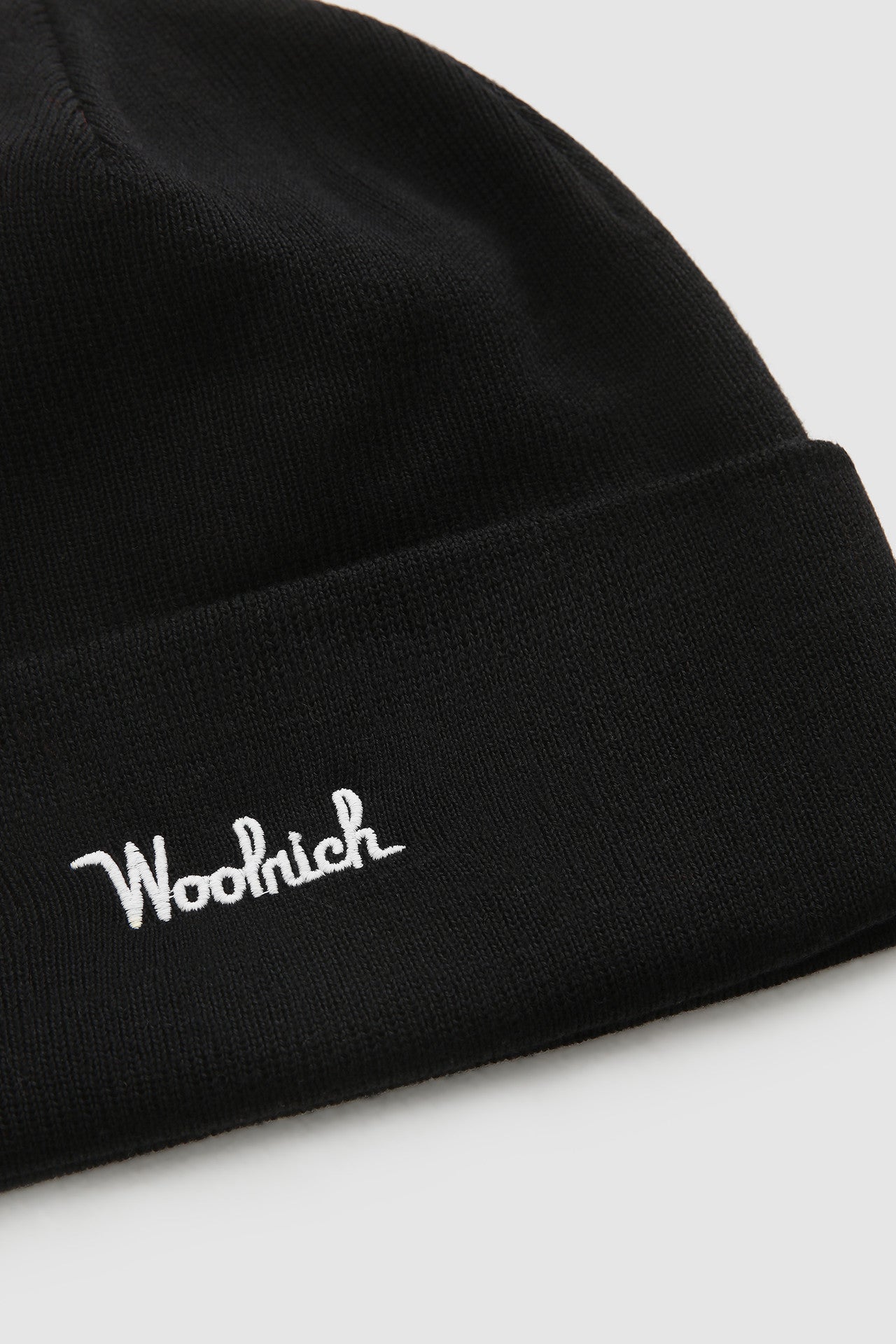 Berretto con logo Woolrich / Nero - Ideal Moda