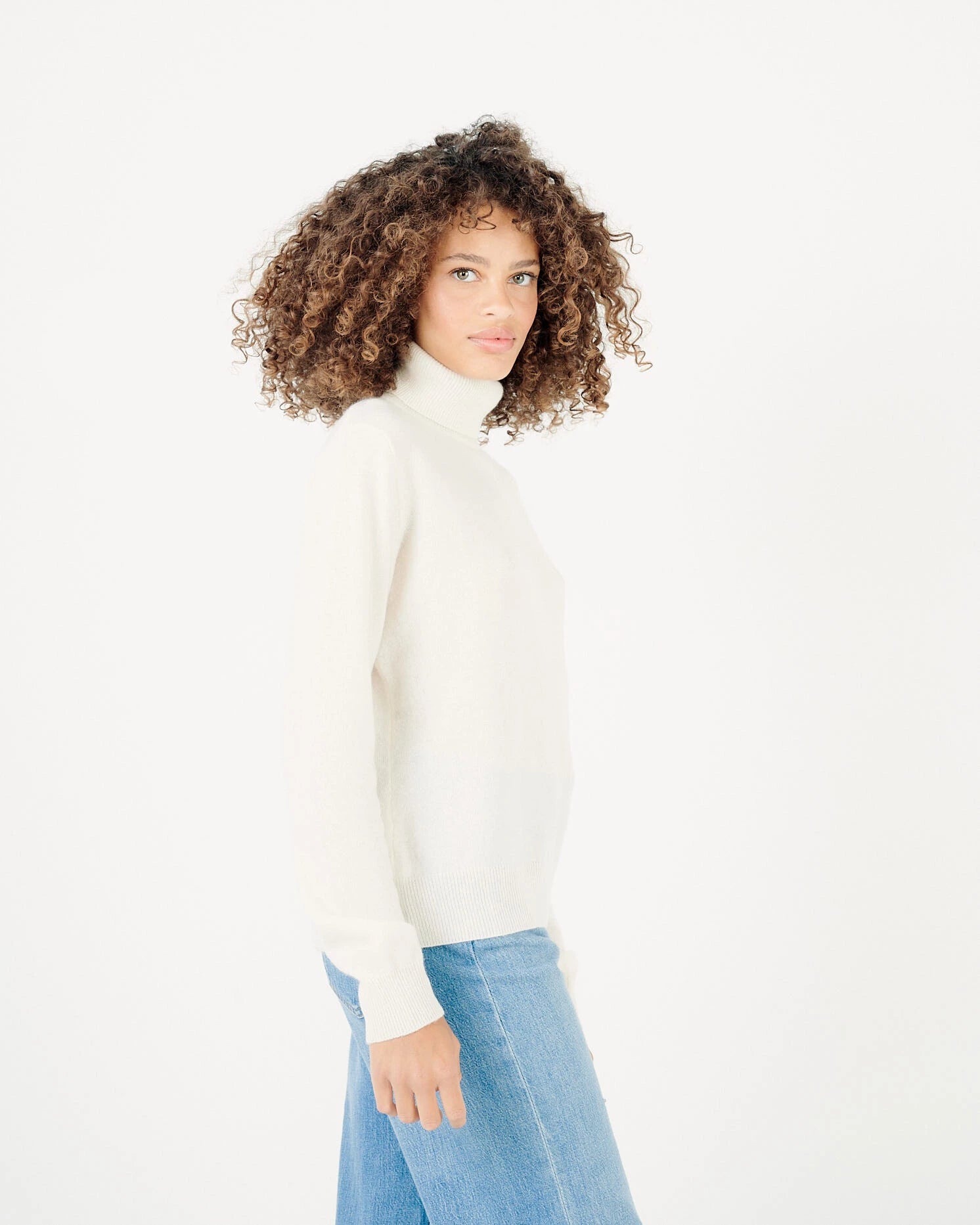 Maglia a Collo Alto in Cashmere / Beige - Ideal Moda