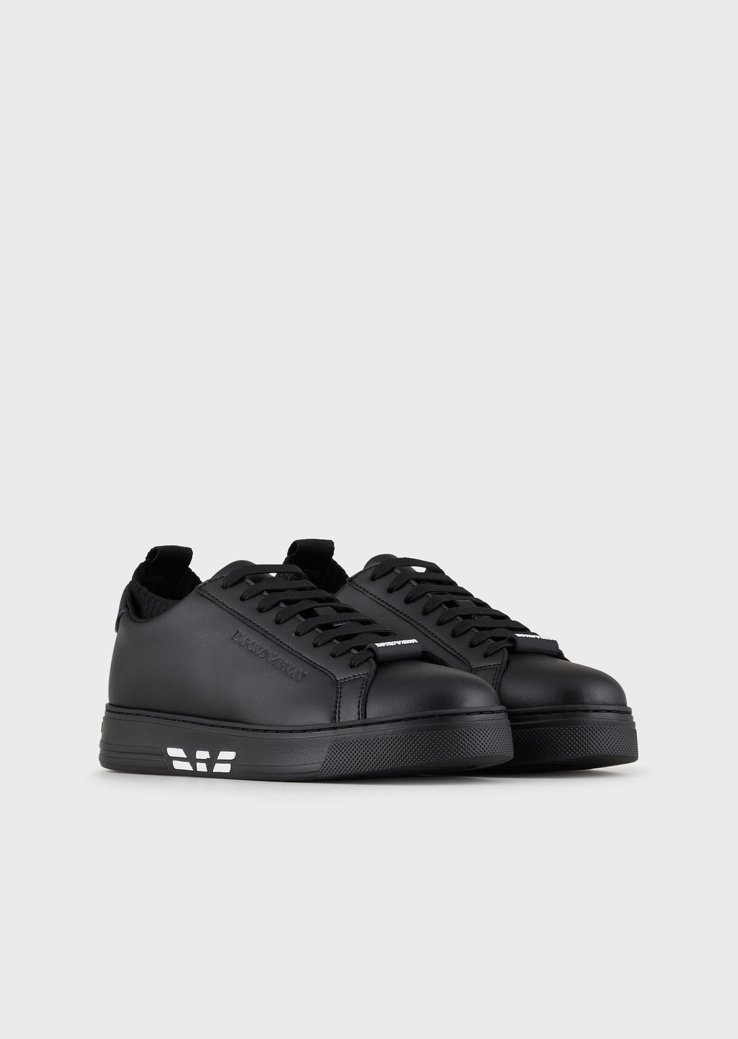 Sneakers in pelle con inserto maglia / Nero - Ideal Moda