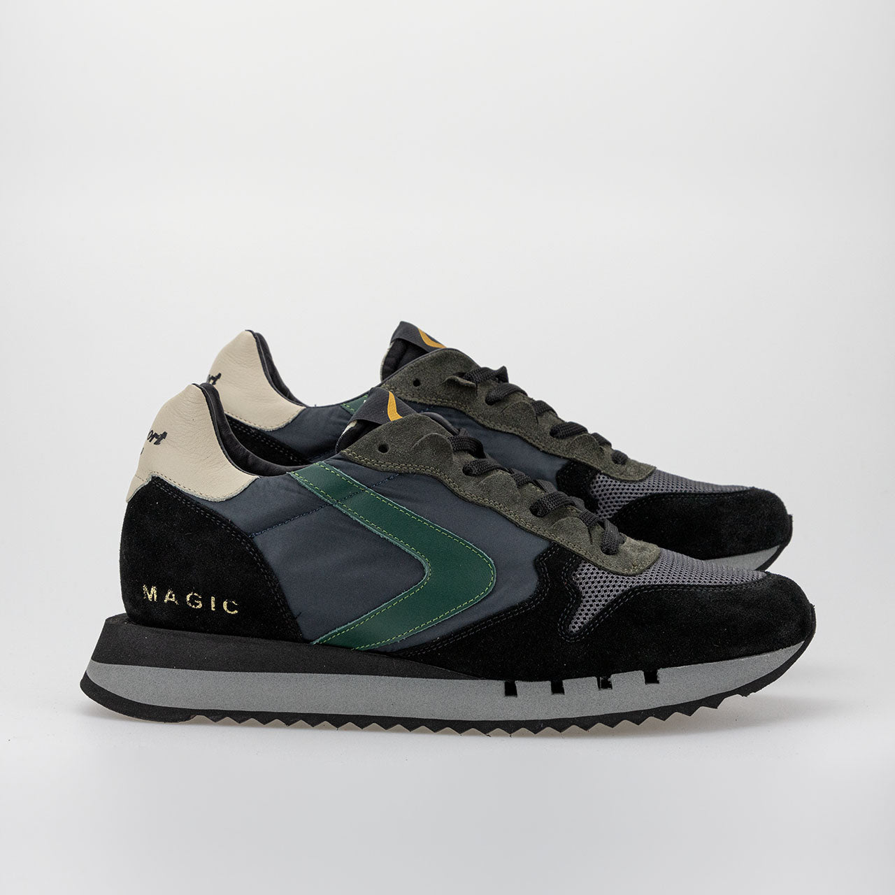 Sneaker in Nylon e Suede Valsport / Nero - Ideal Moda