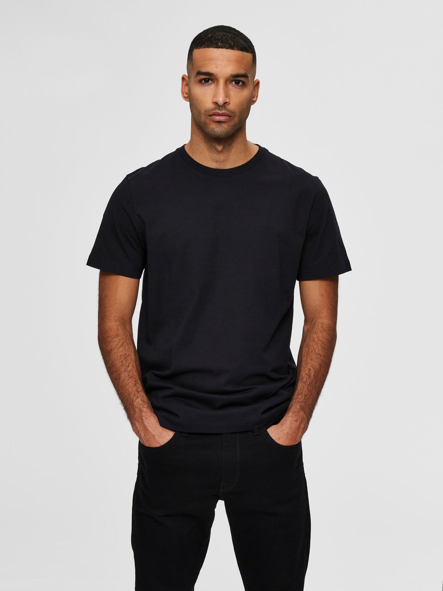 T-Shirt Selected in Cotone / Nero - Ideal Moda