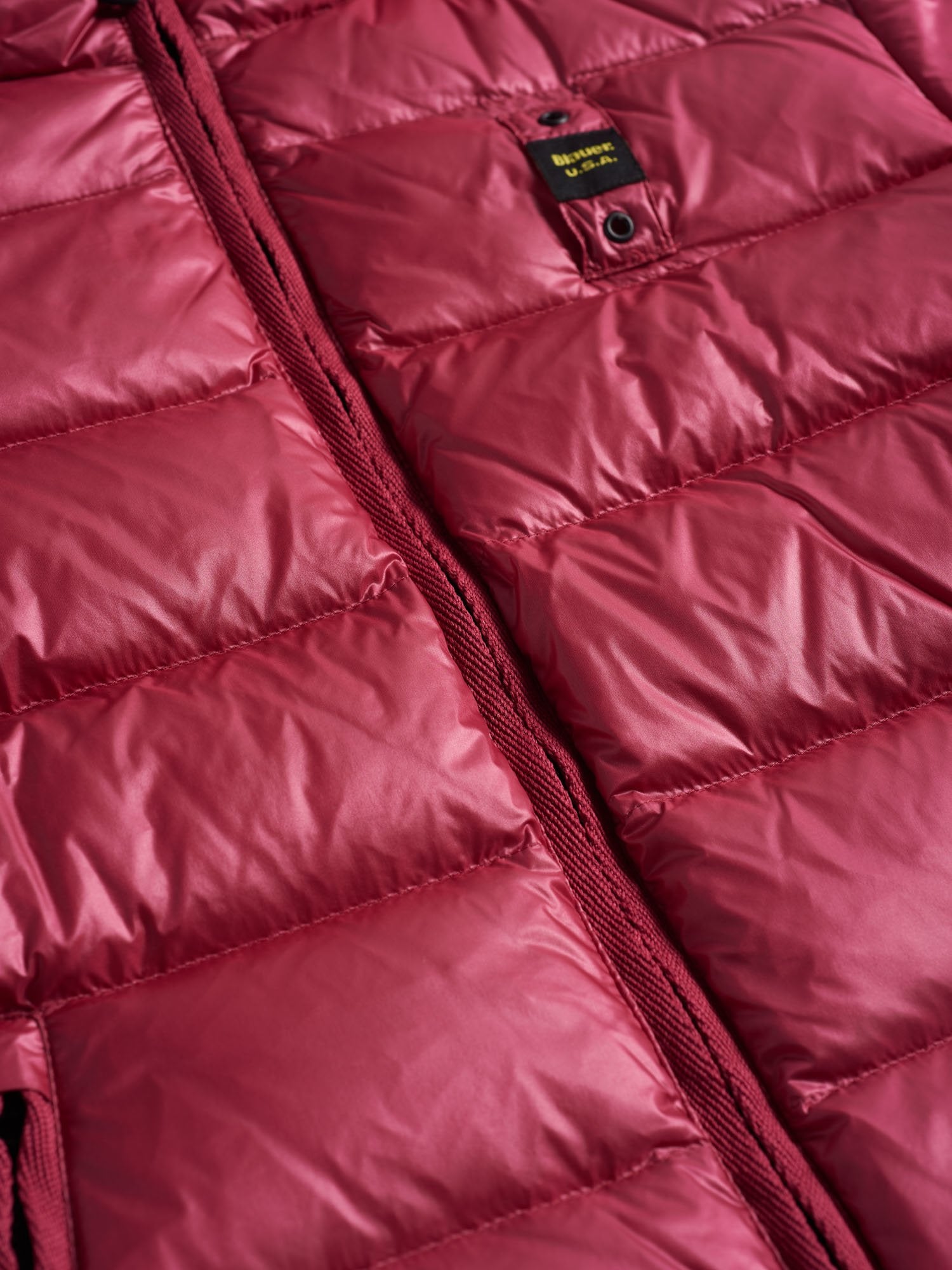 Piumino Imbottito A Righe Con Cappuccio / Rosso - Ideal Moda