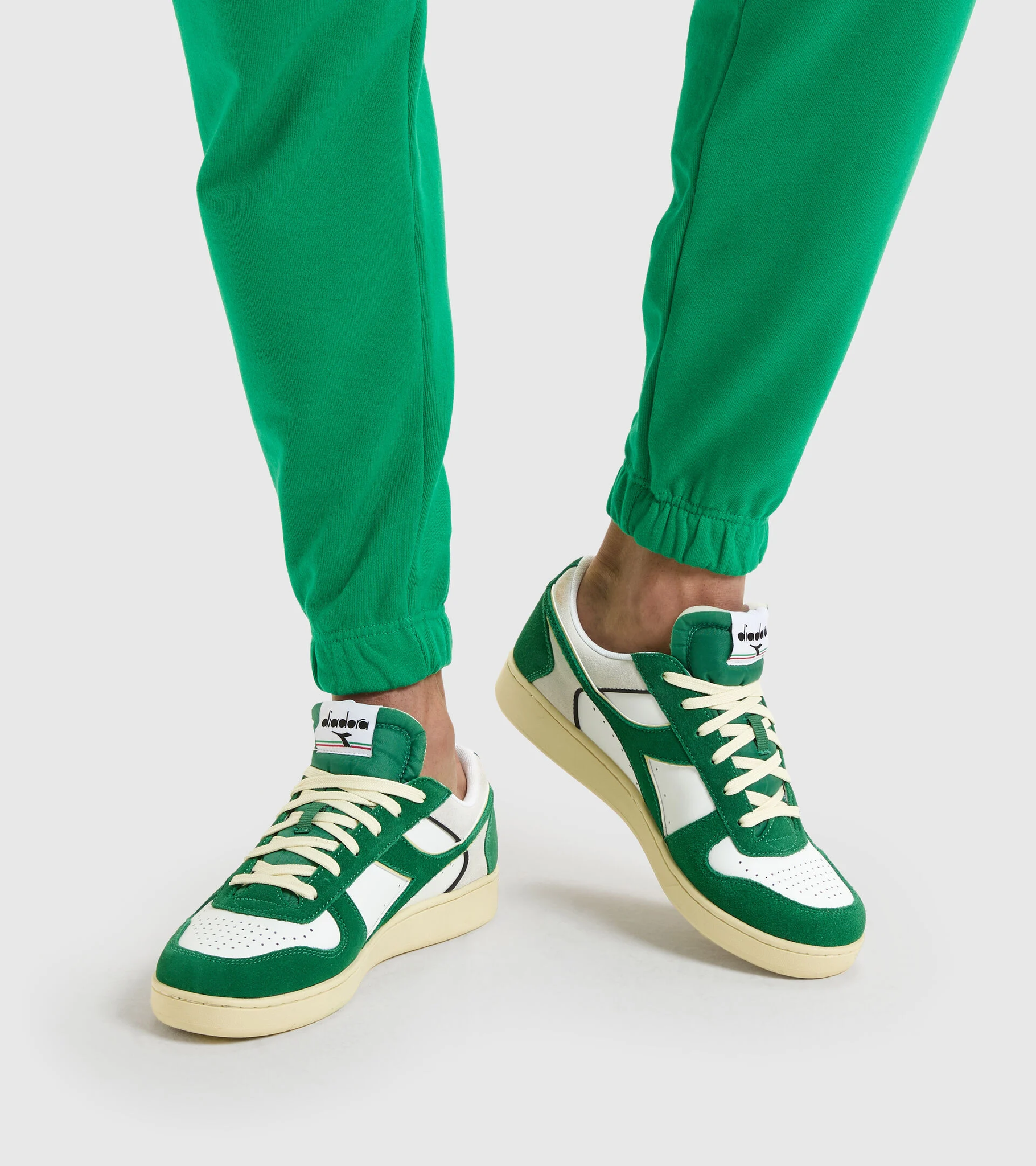 Sneaker Diadora Magic Basket Low Suede / Verde - Ideal Moda