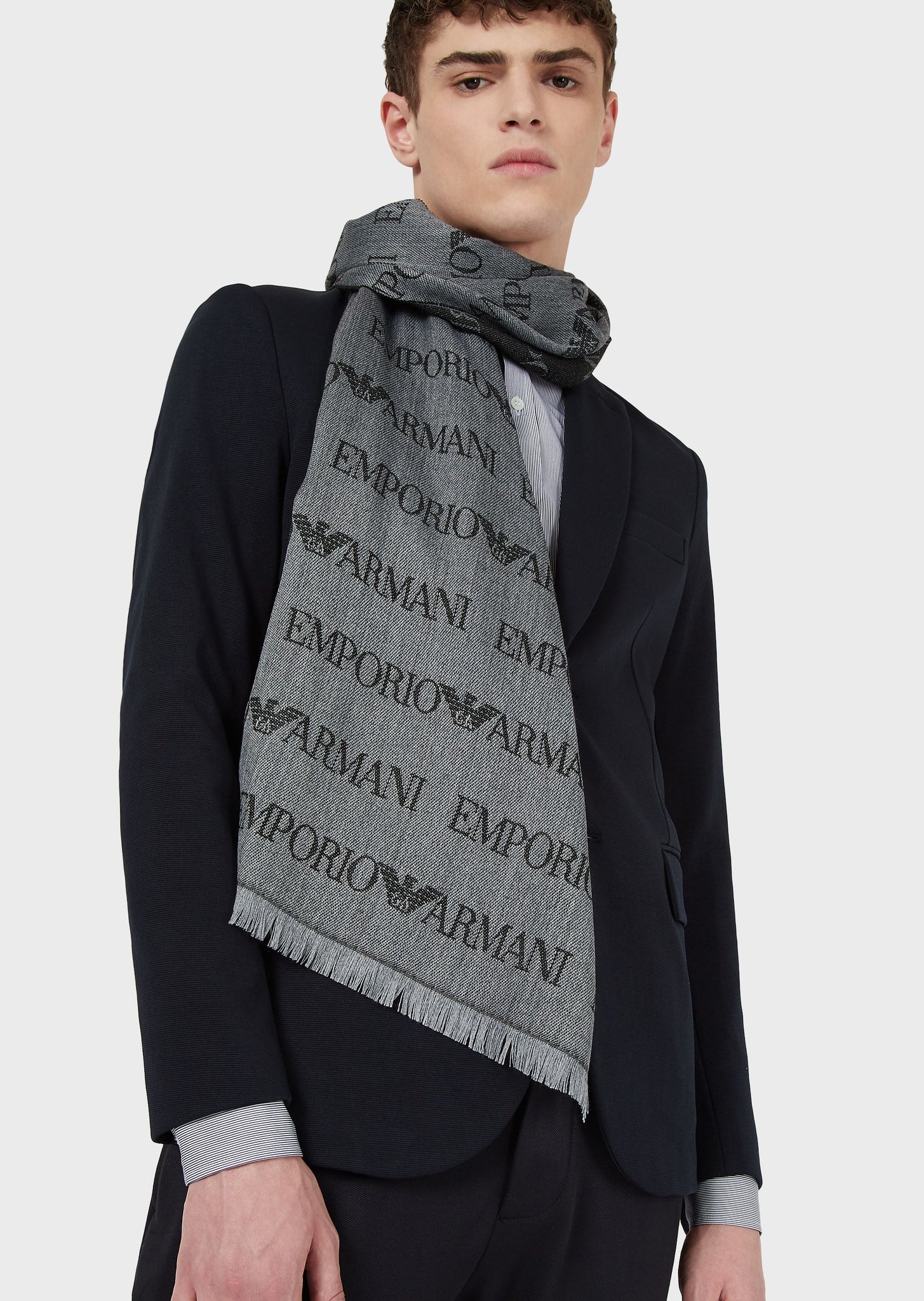 Sciarpa Emporio Armani in Misto Lana / Grigio - Ideal Moda