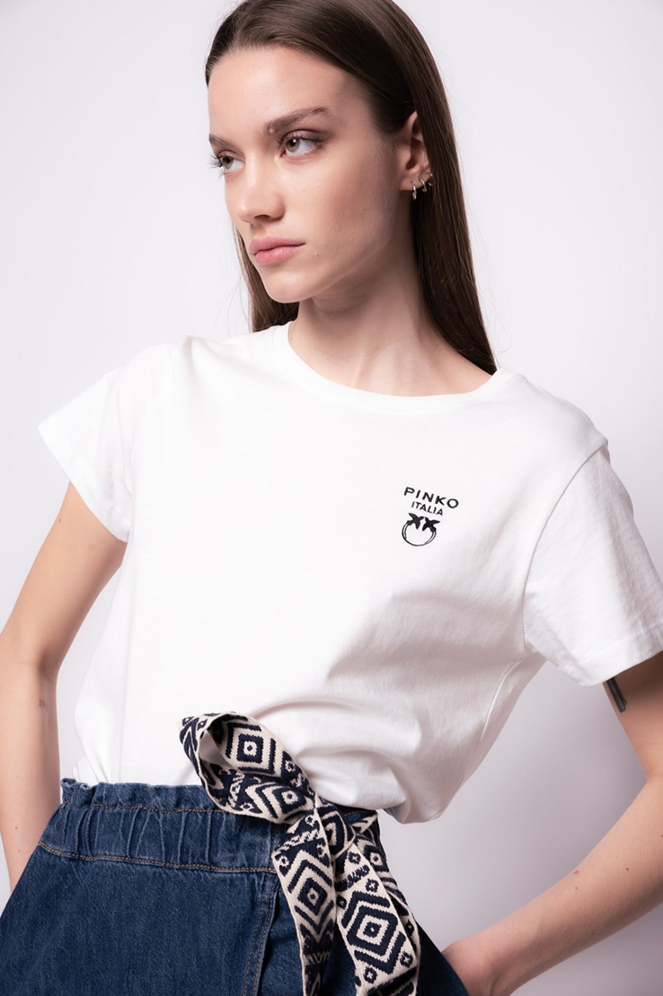 T-Shirt Pinko con Logo / Bianco - Ideal Moda