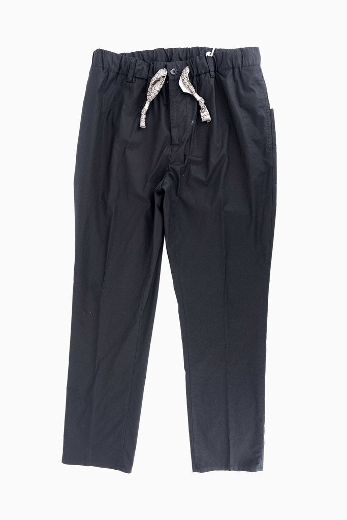 Pantalone con Laccio / Nero - Ideal Moda