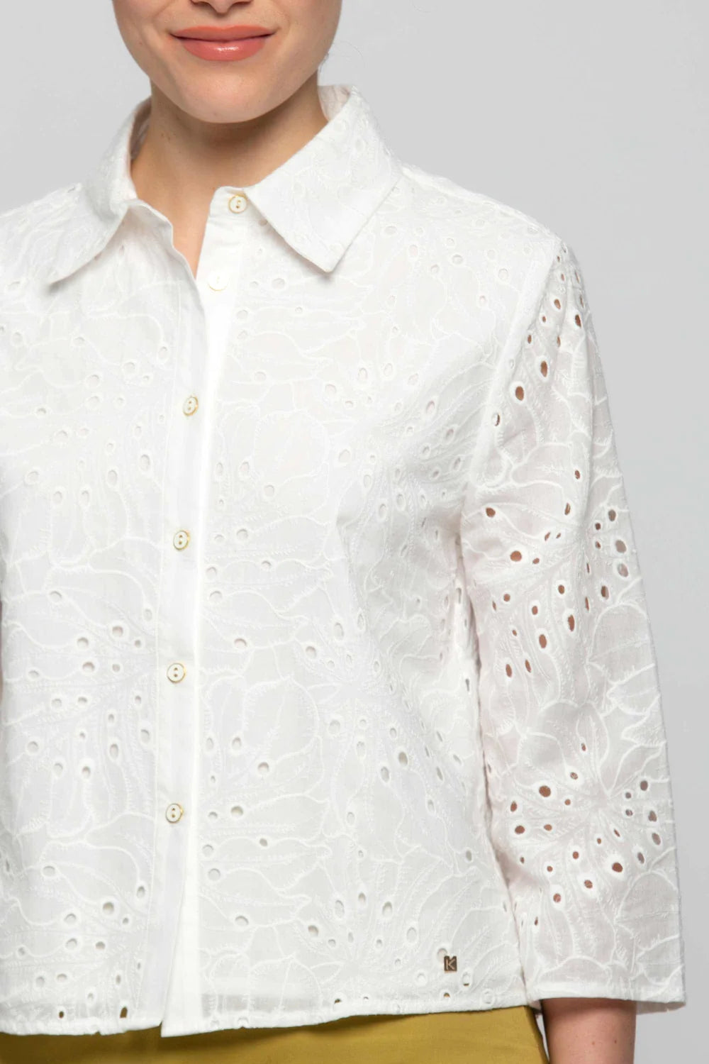 Camicia con Dettagli Traforati Kocca / Bianco - Ideal Moda