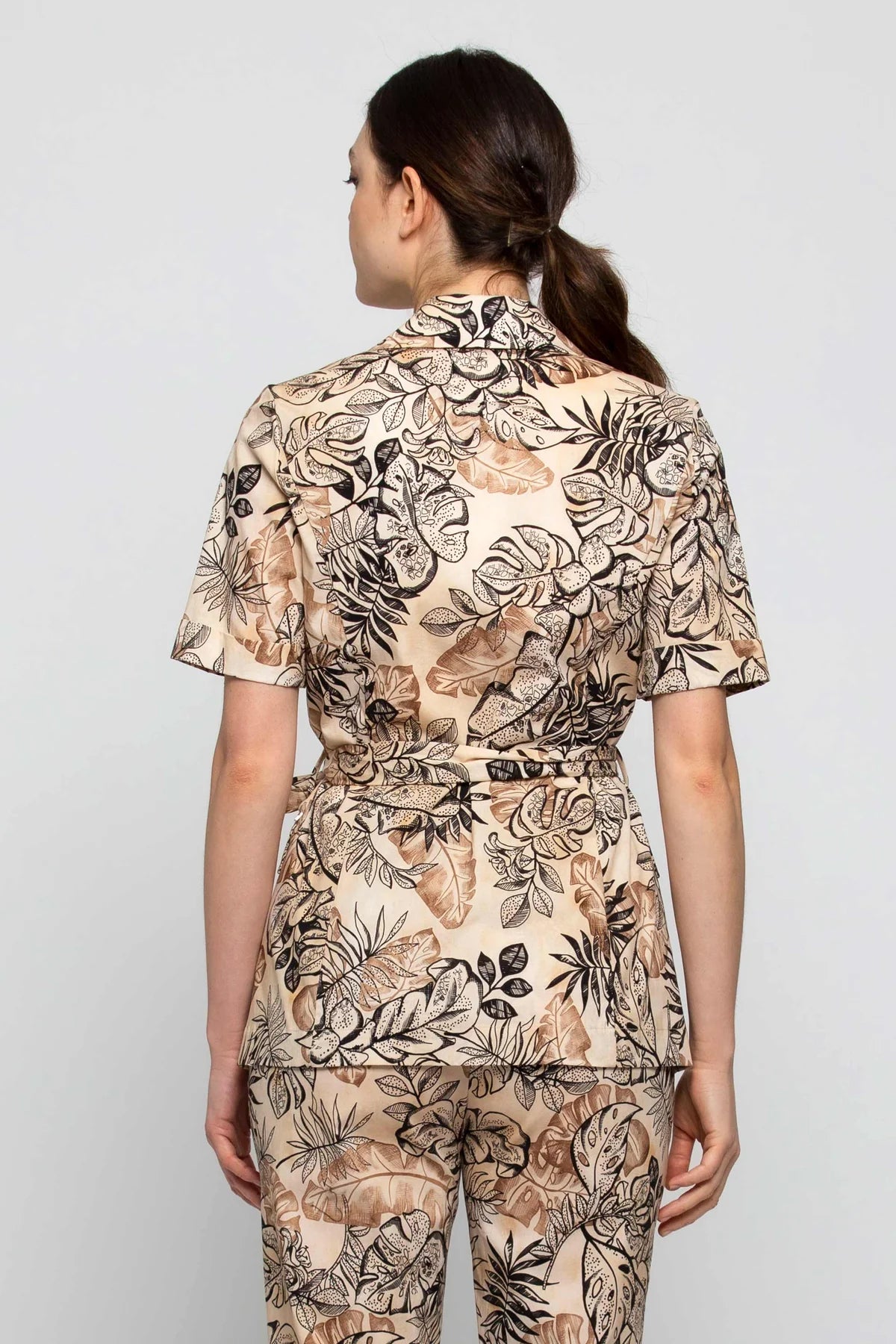 Giacca a Maniche Corte con Fantasia Kocca / Bianco - Ideal Moda