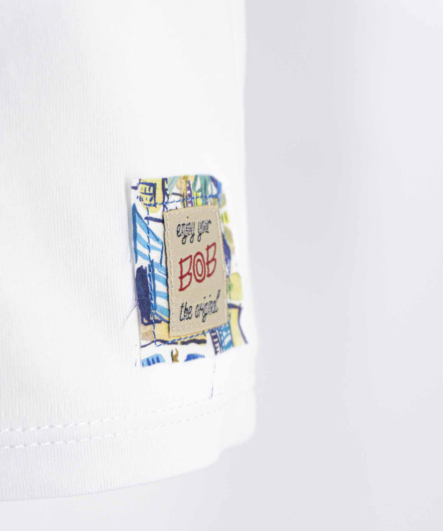 Bob "Pocket" T-Shirt / Bianco - Ideal Moda