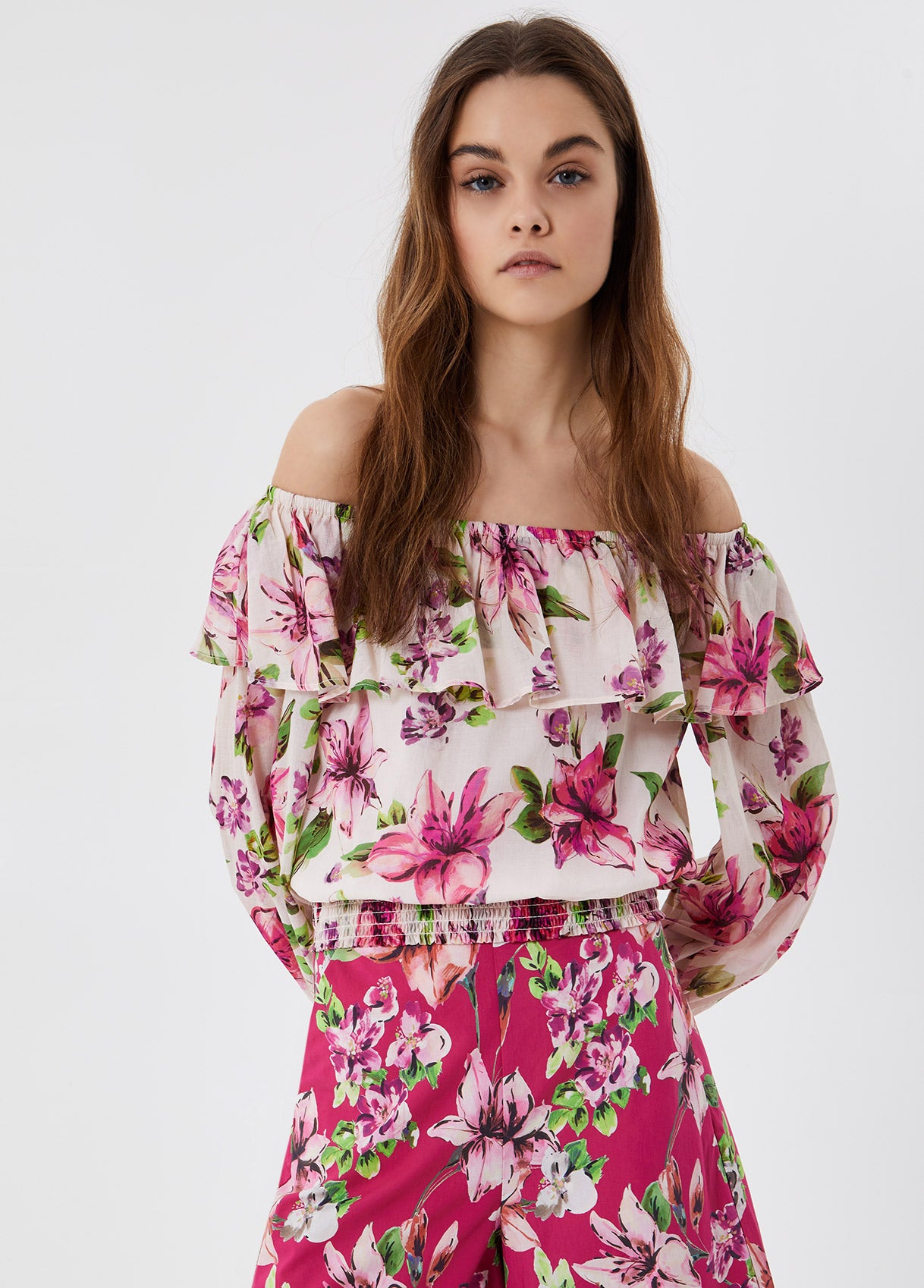 Blusa con scollo bardot / Bianco - Ideal Moda