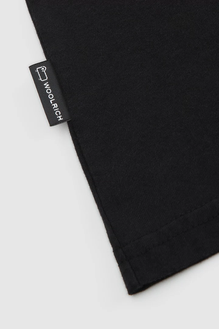 T-Shirt Woolrich con Logo Sheep / Nero - Ideal Moda