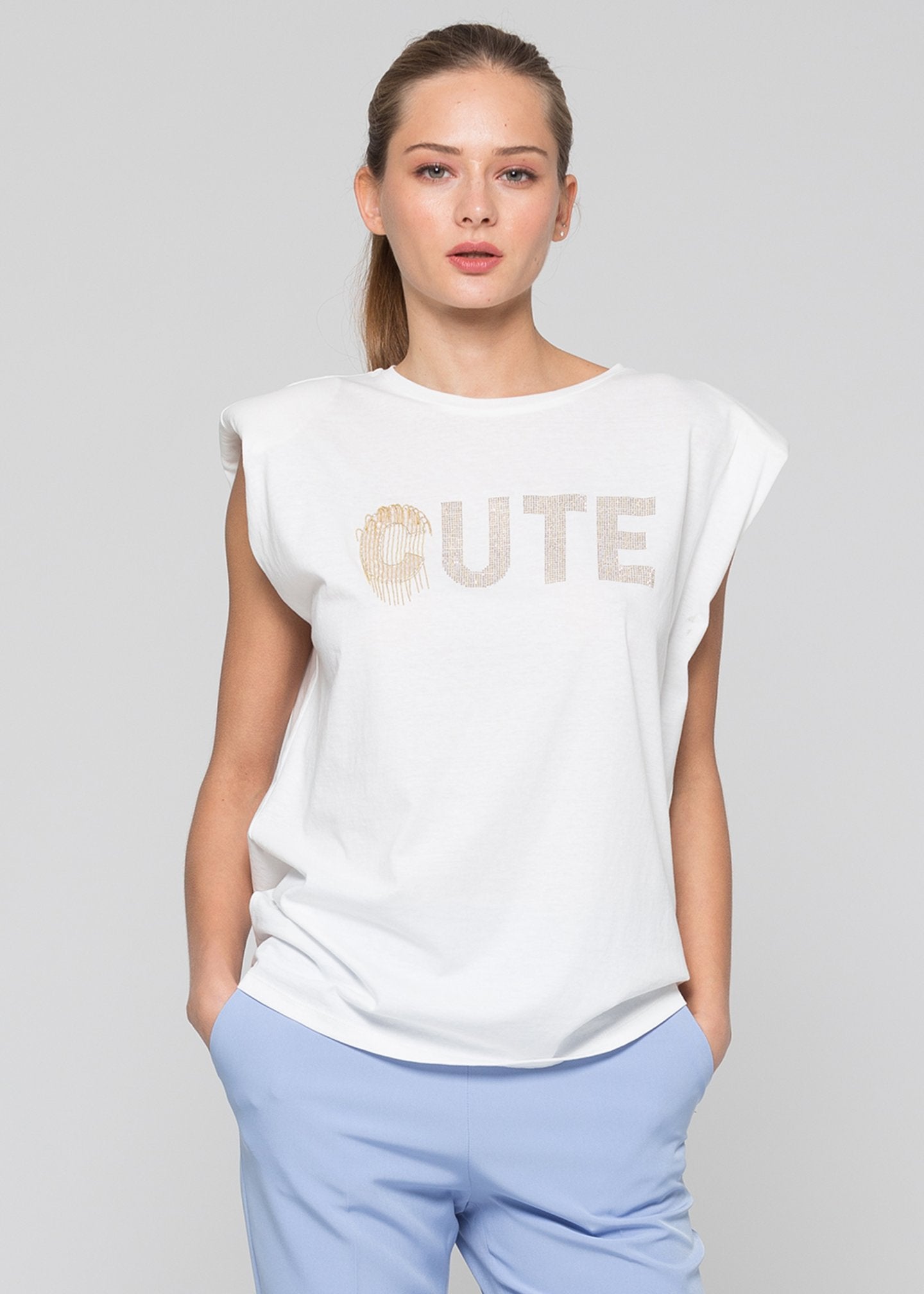 T-shirt con applicazioni / Bianco - Ideal Moda