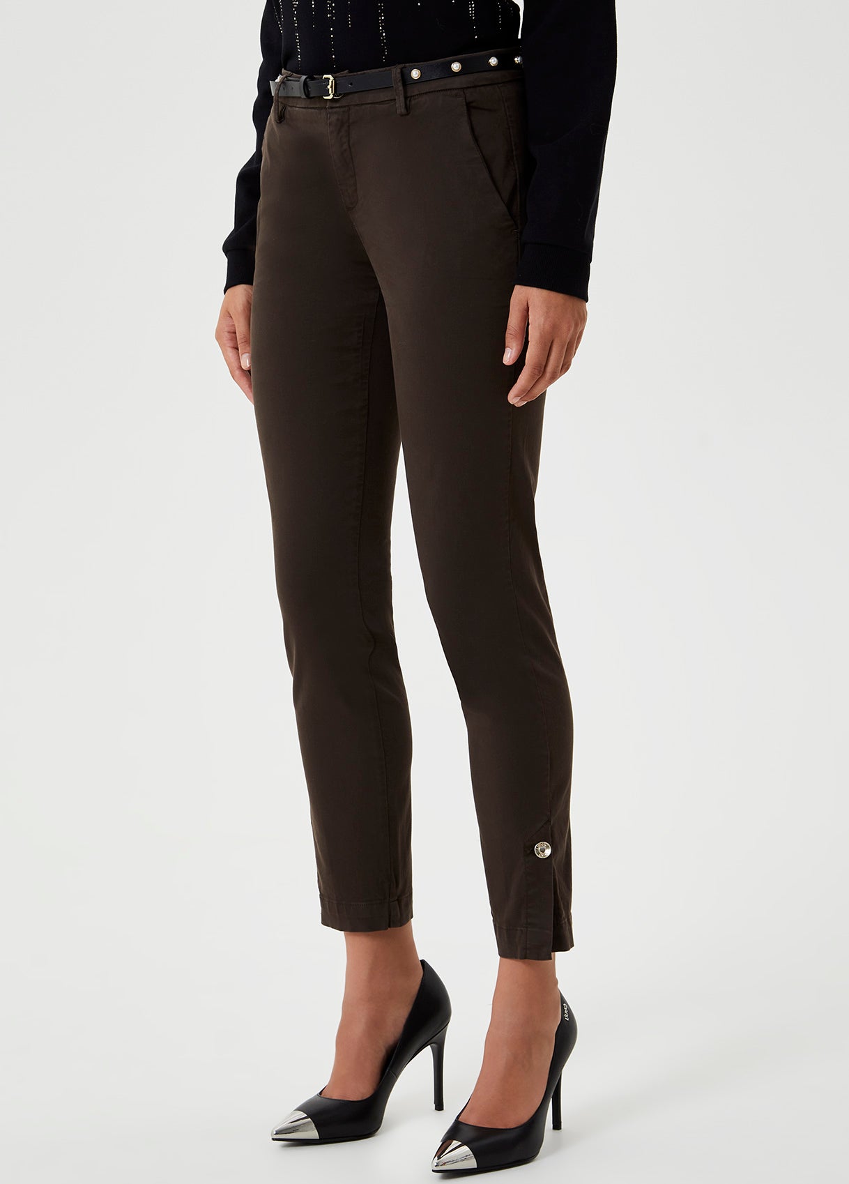 Pantalone chino con cintura / Marrone - Ideal Moda