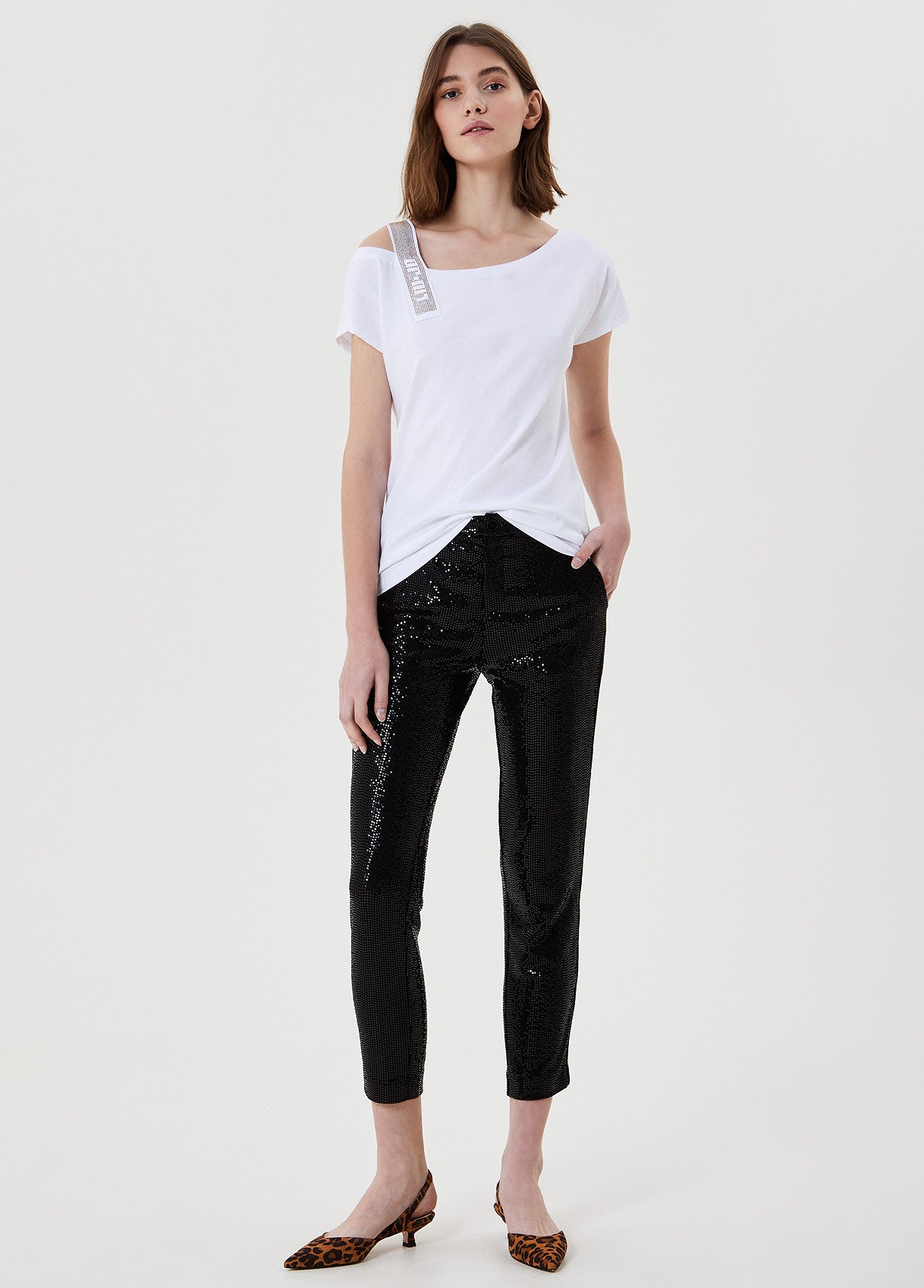 T-shirt con strass / Bianco - Ideal Moda