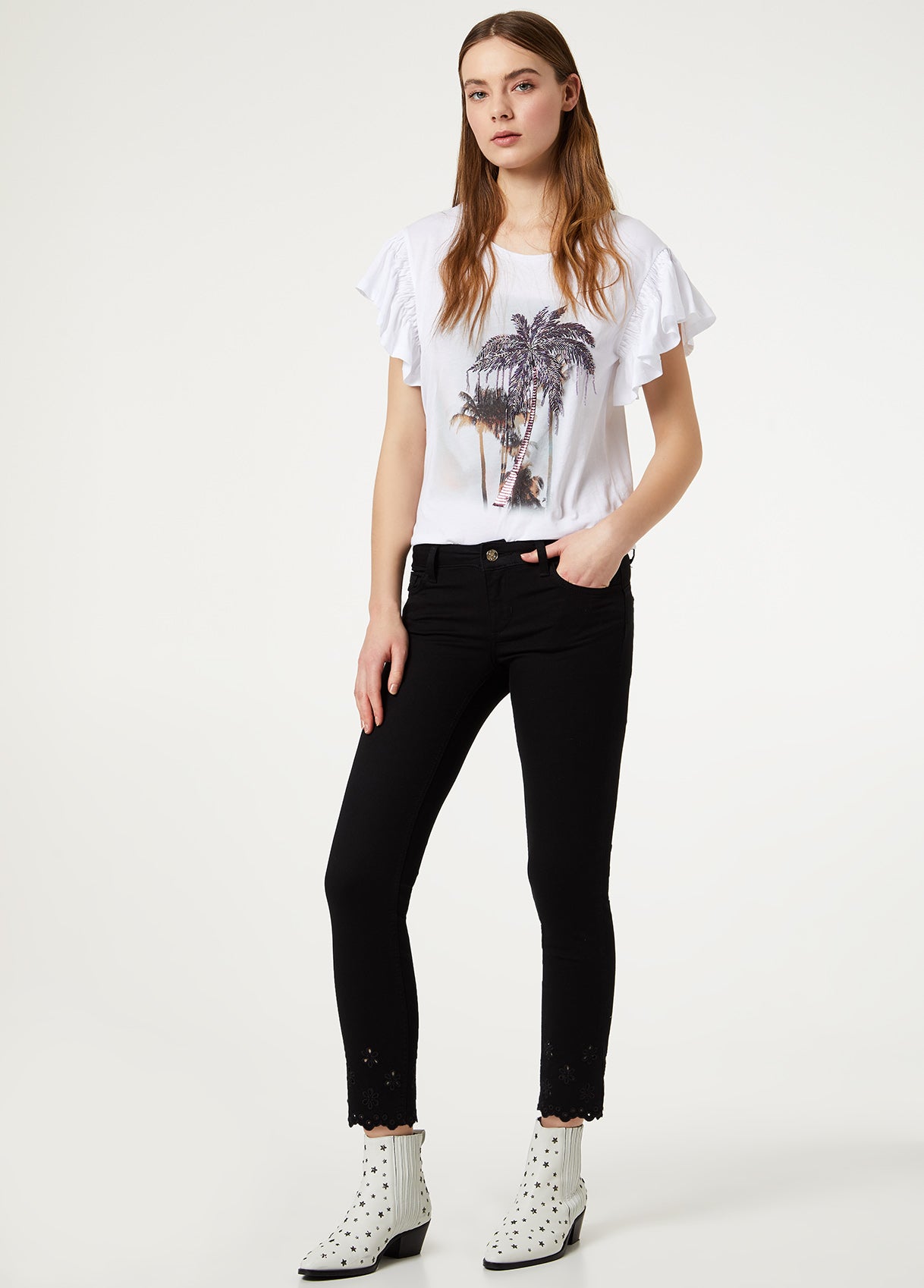 T-Shirt con volants / Bianco - Ideal Moda