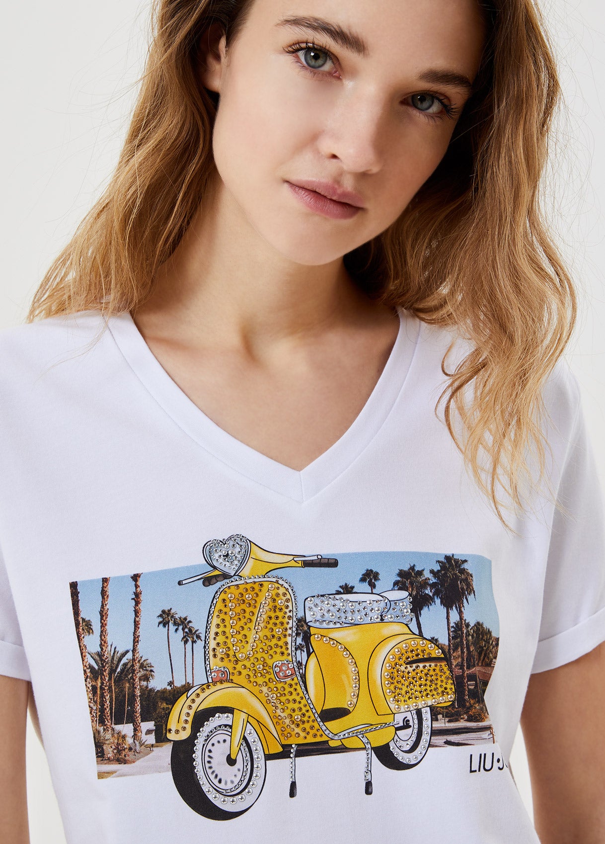 T-shirt con stampa e applicazioni / Bianco - Ideal Moda