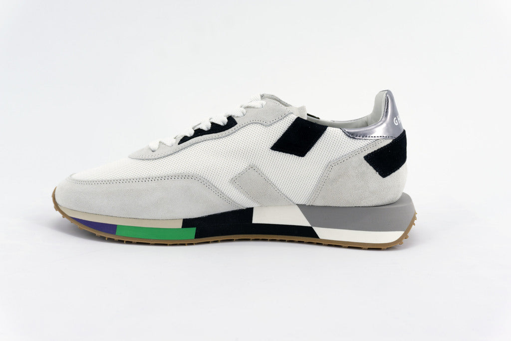Sneakers con dettaglio a contrasto / Bianco - Ideal Moda