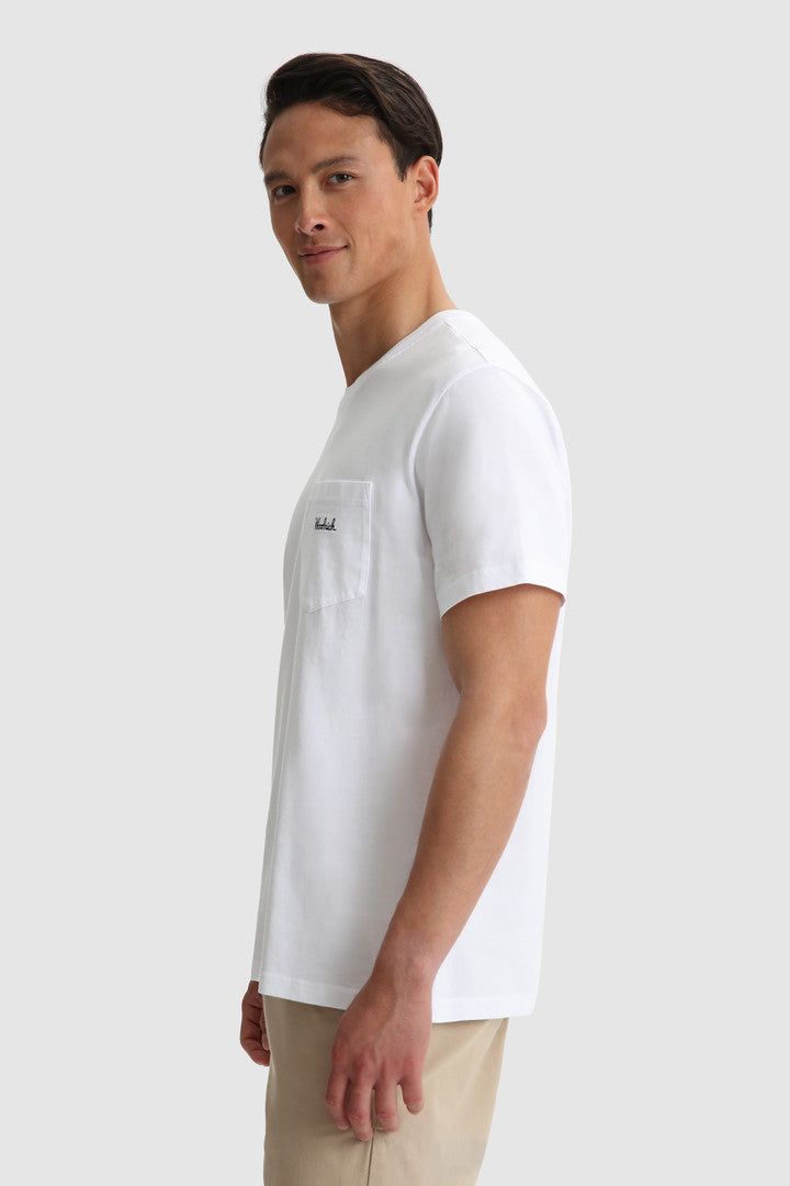 Maglietta con taschino e logo in rilievo / Bianco - Ideal Moda