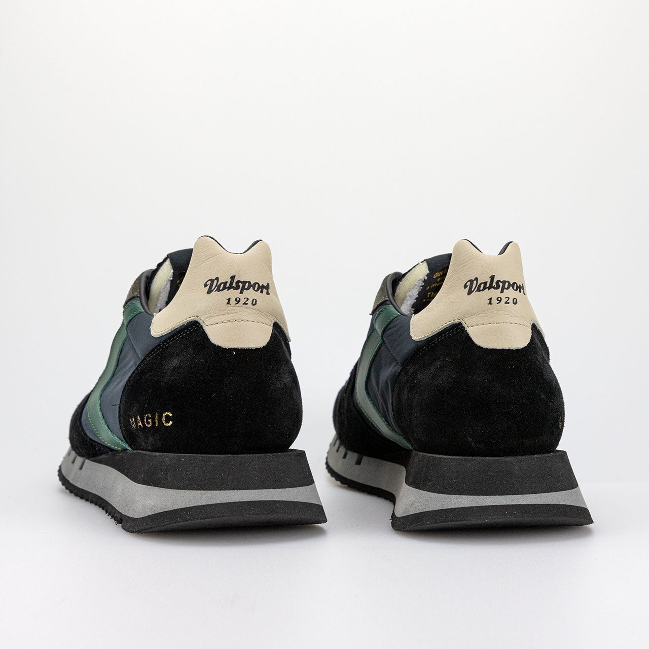 Sneaker in Nylon e Suede Valsport / Nero - Ideal Moda
