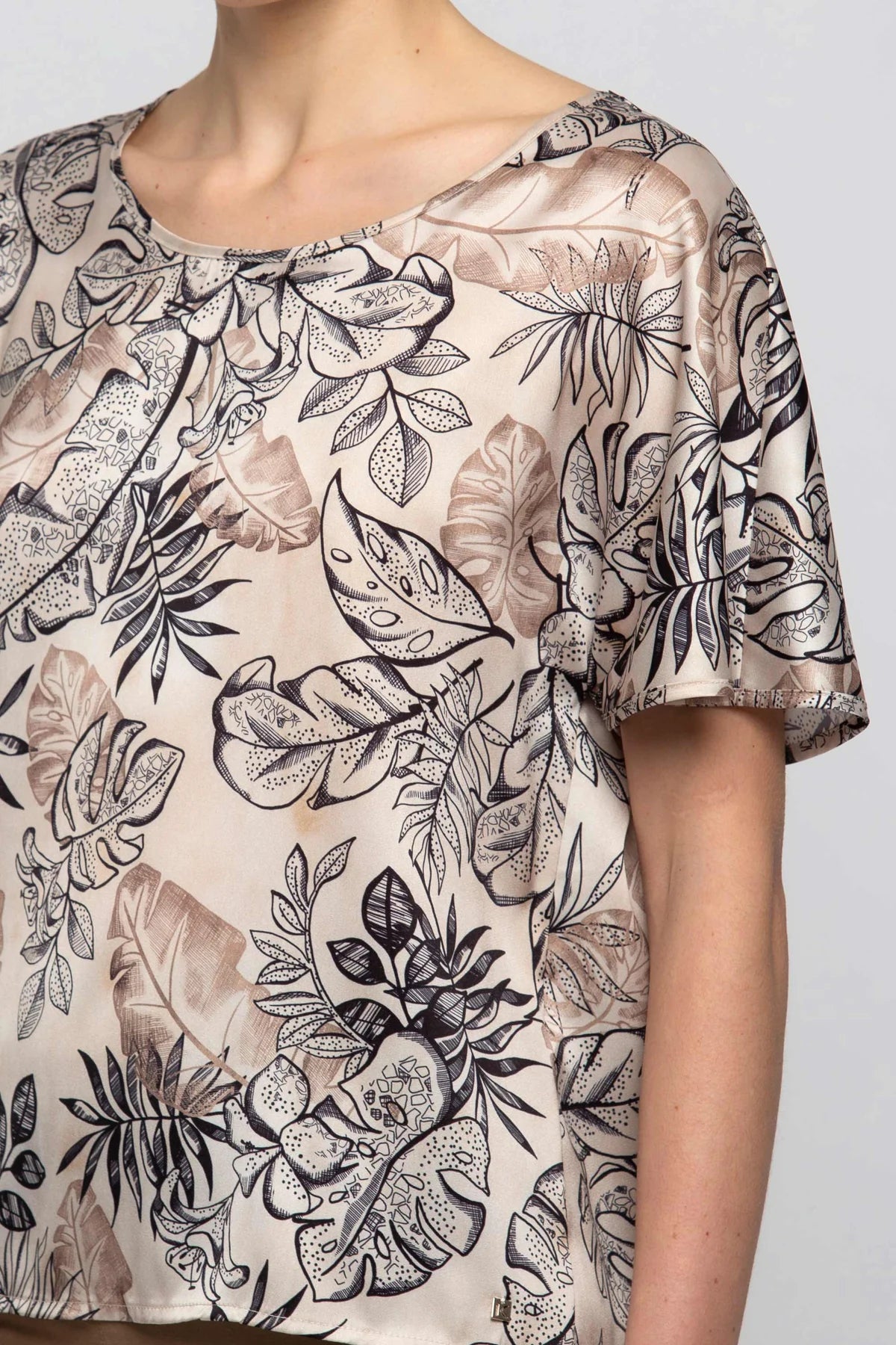 Blusa Girocollo con Fantasia Kocca / Bianco - Ideal Moda