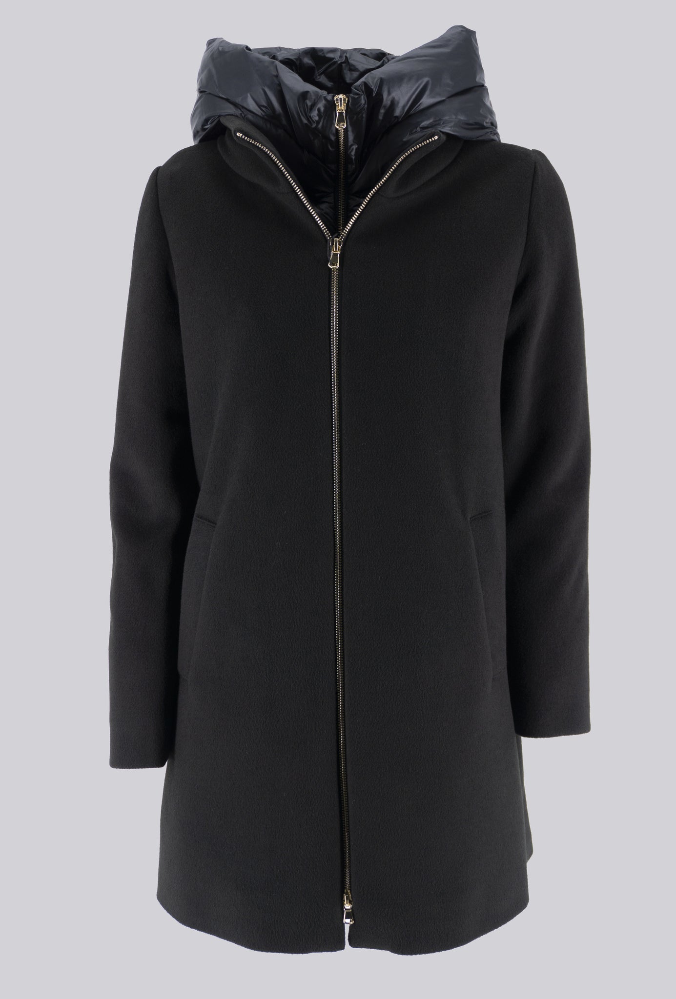 Cappotto Lungo con Pettorina / Nero - Ideal Moda