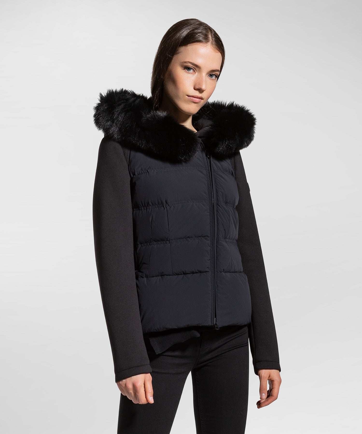 Piumino Bistretch e Slim / Nero - Ideal Moda