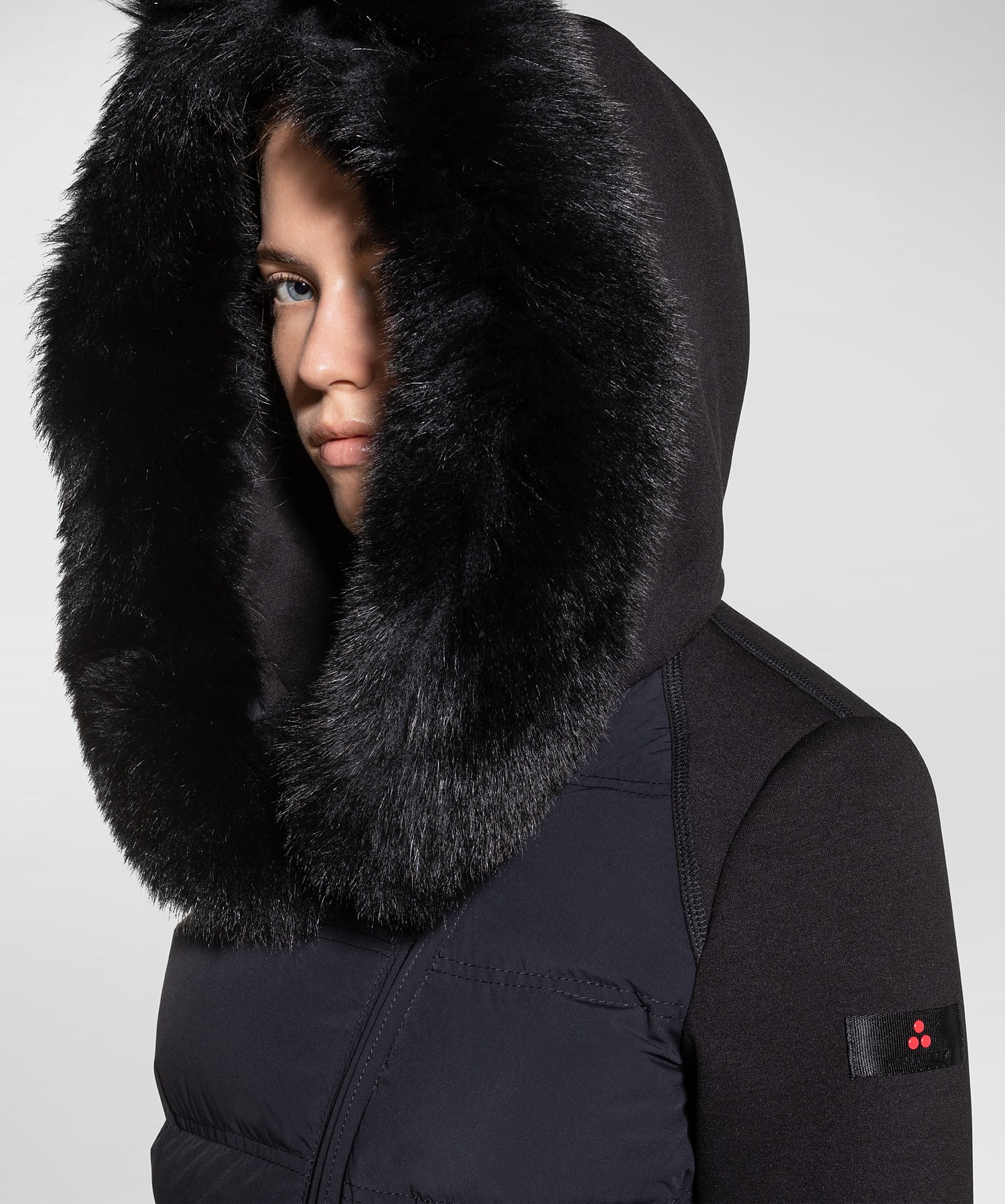 Piumino Bistretch e Slim / Nero - Ideal Moda